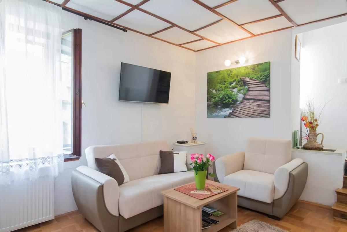 Charming Apartment view 4