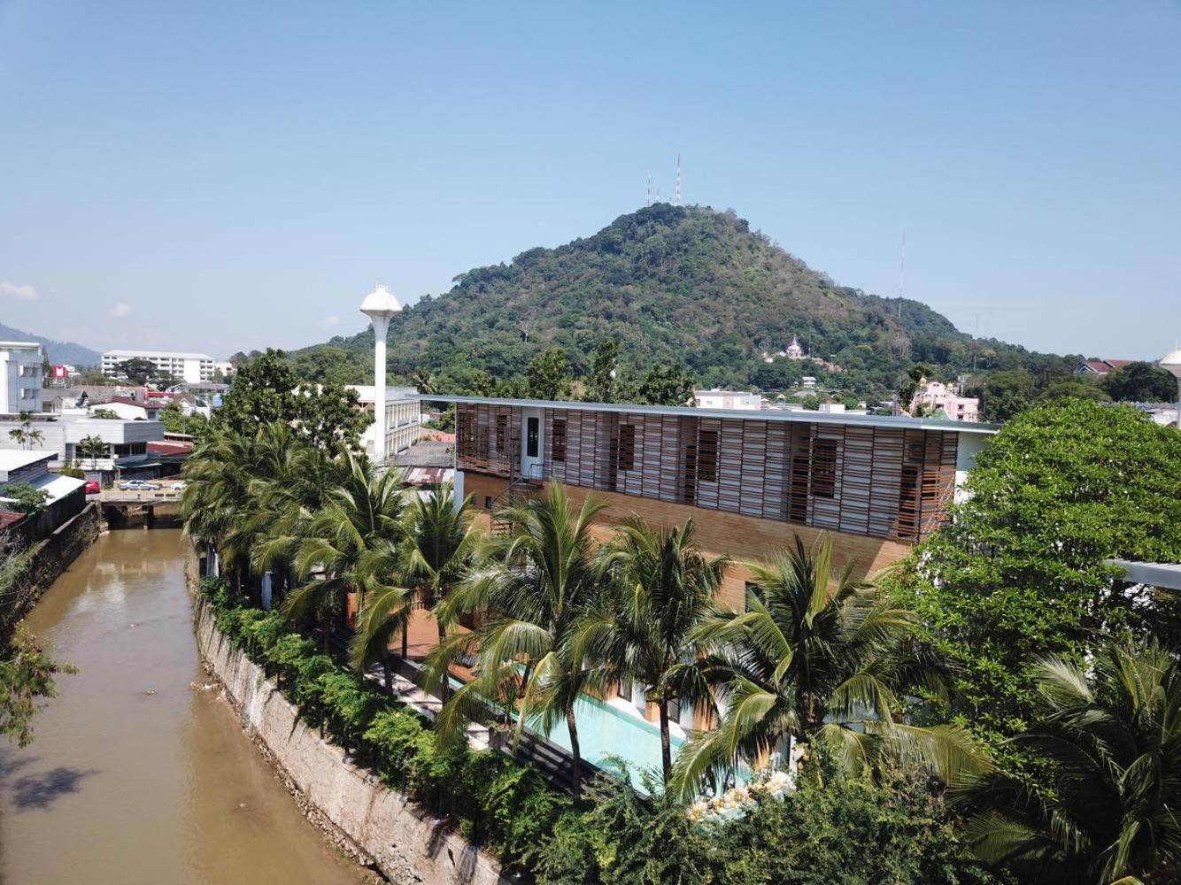 Book a Bed Poshtel - SHA Plus