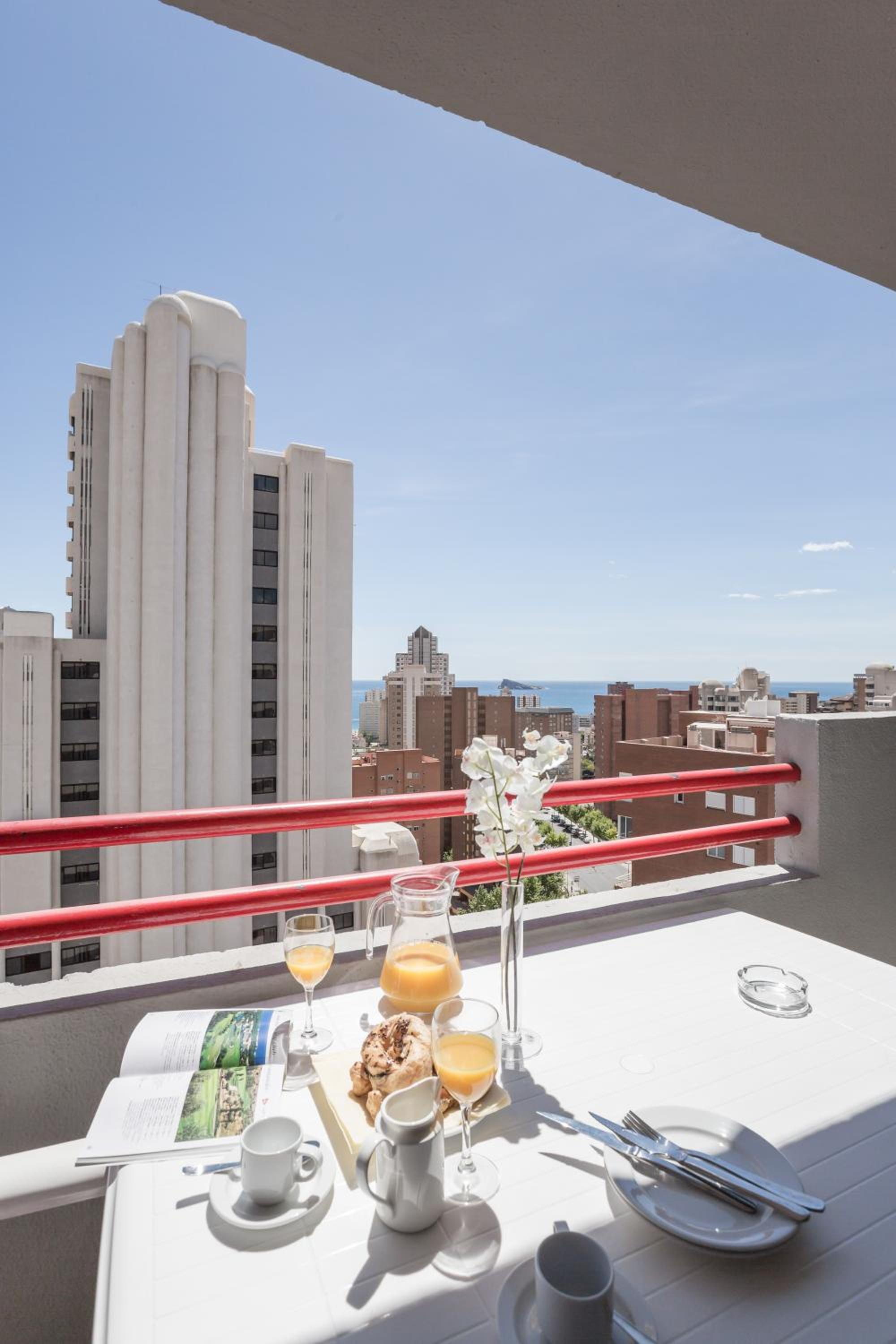 Pierre & Vacances Benidorm Levante - Adults Recommended