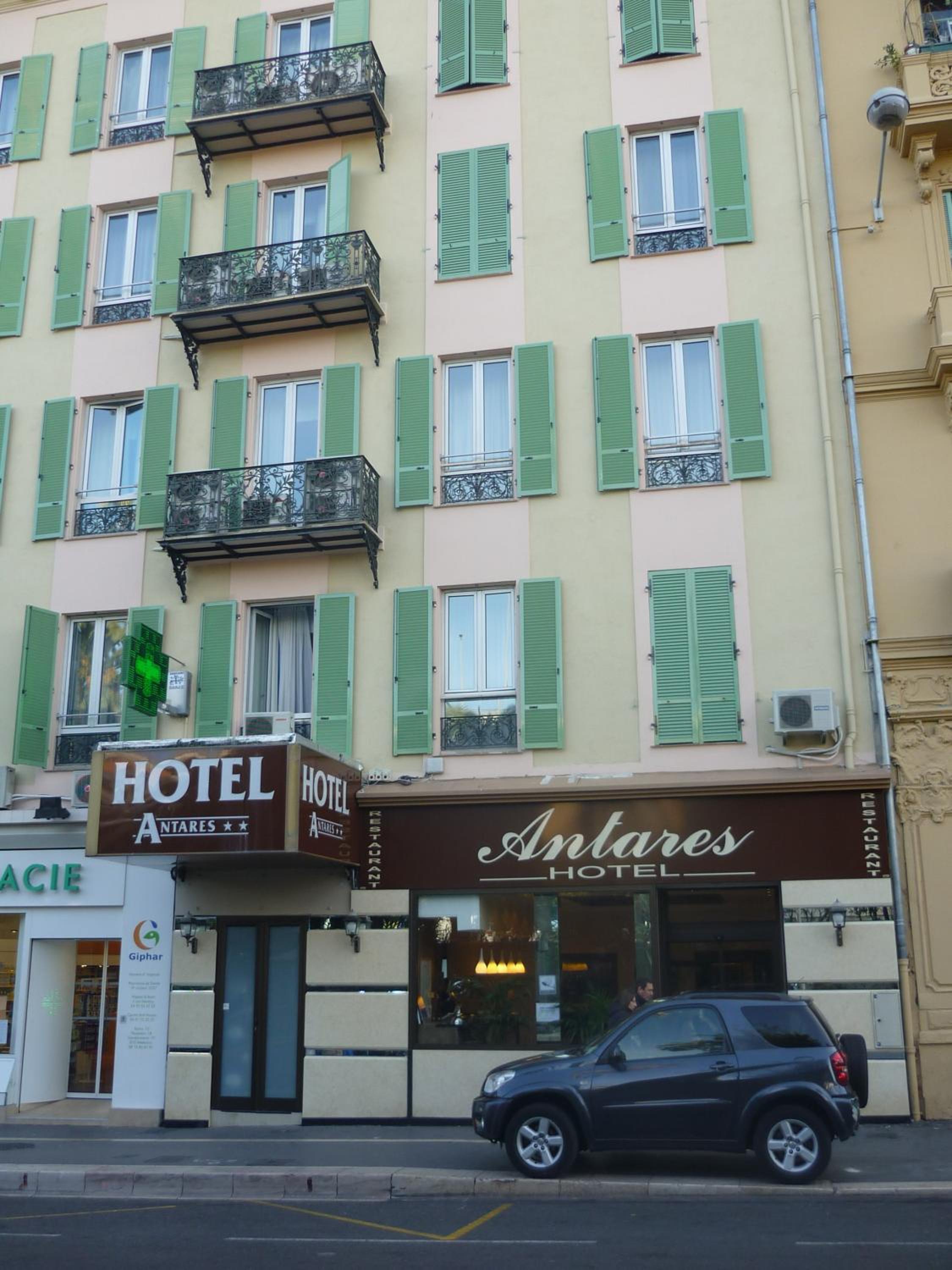 Antares hostel