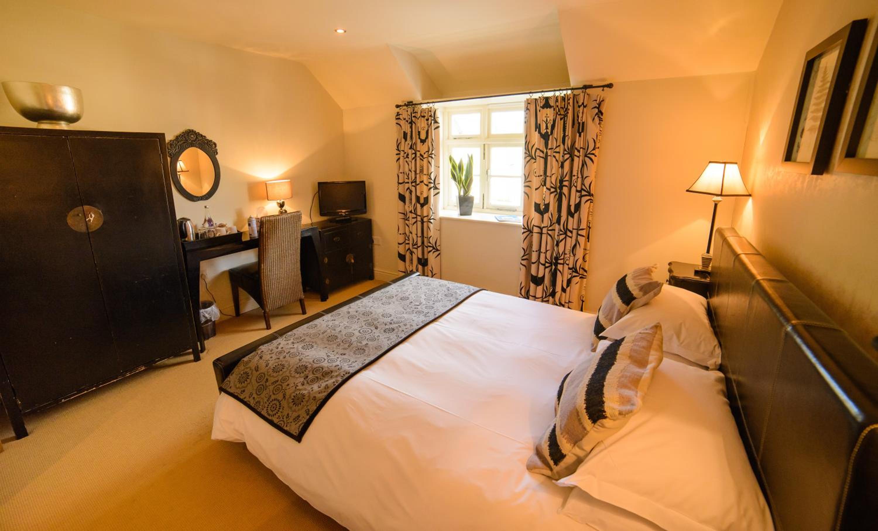 Sherborne Vacations - The Kings Arms - Property Image 55