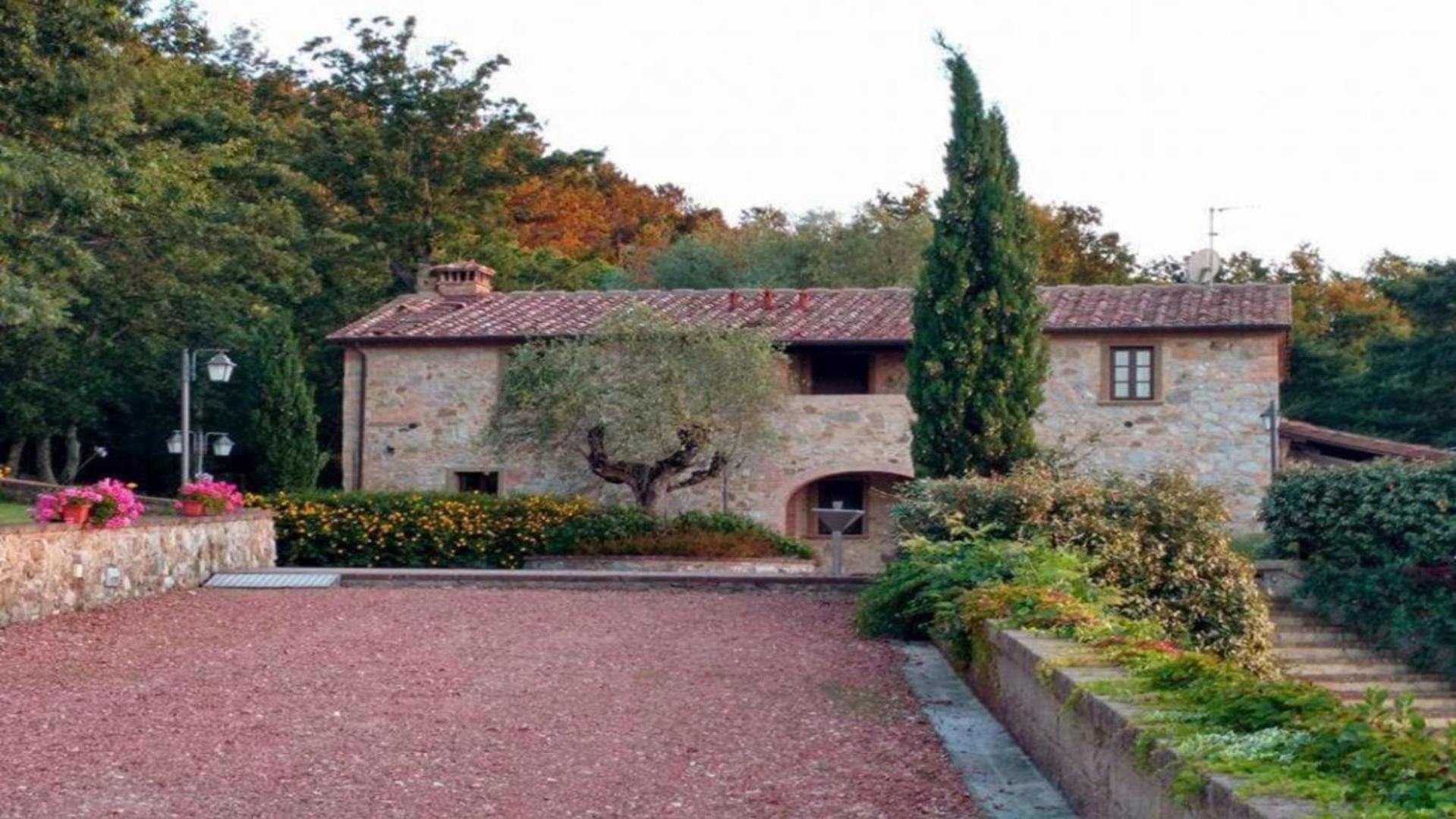 Villa Le Polle di Meletro - Exclusive Tuscan Villa with Private Pool & Panoramic Glass Sauna