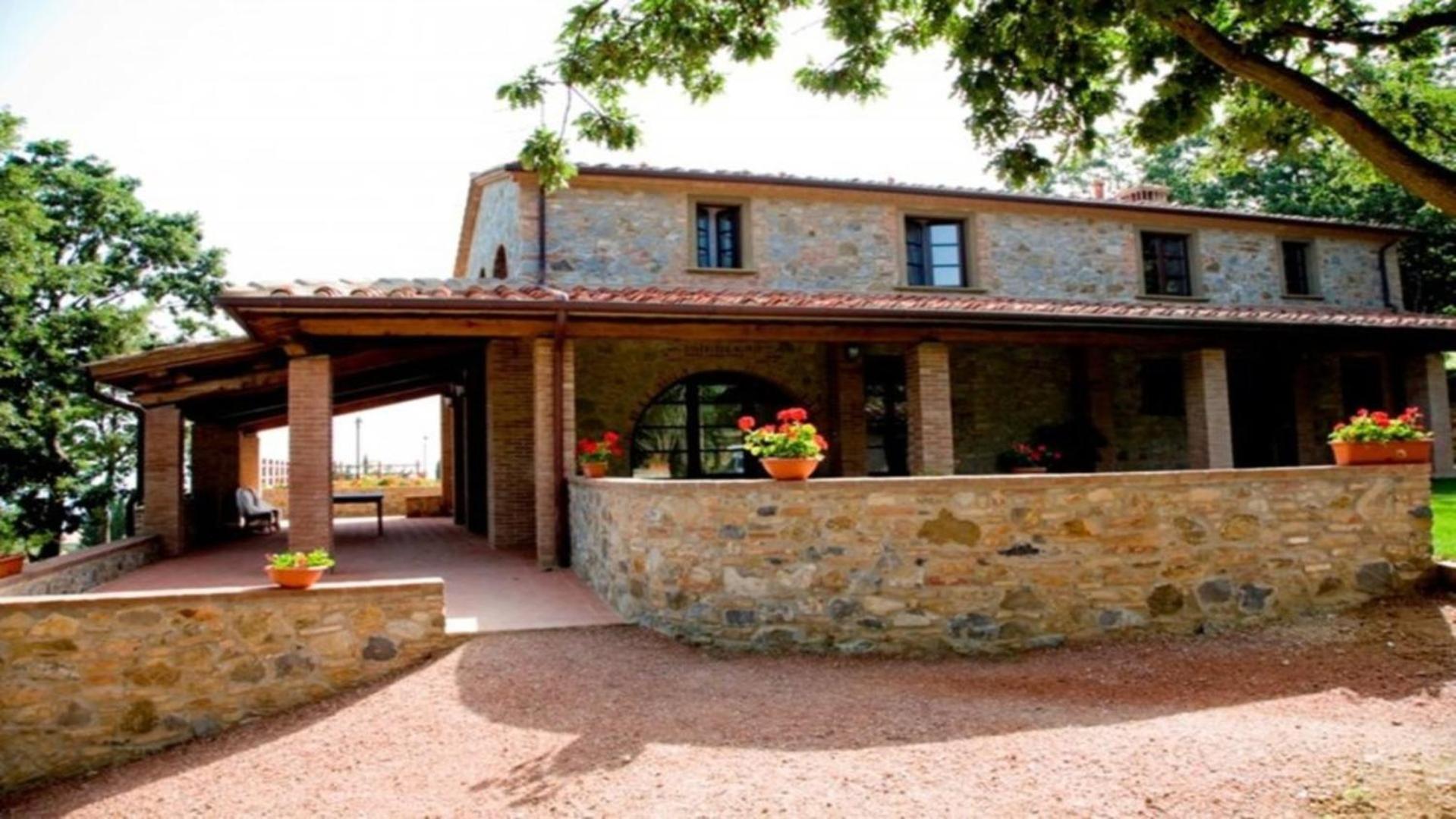 Villa Le Polle di Meletro - Exclusive Tuscan Villa with Private Pool & Panoramic Glass Sauna