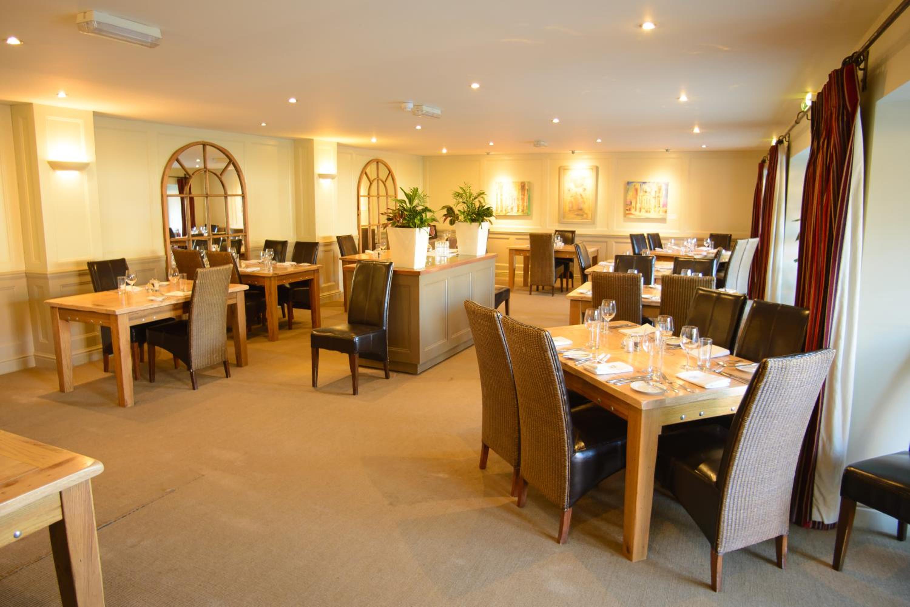Sherborne Vacations - The Kings Arms - Property Image 44