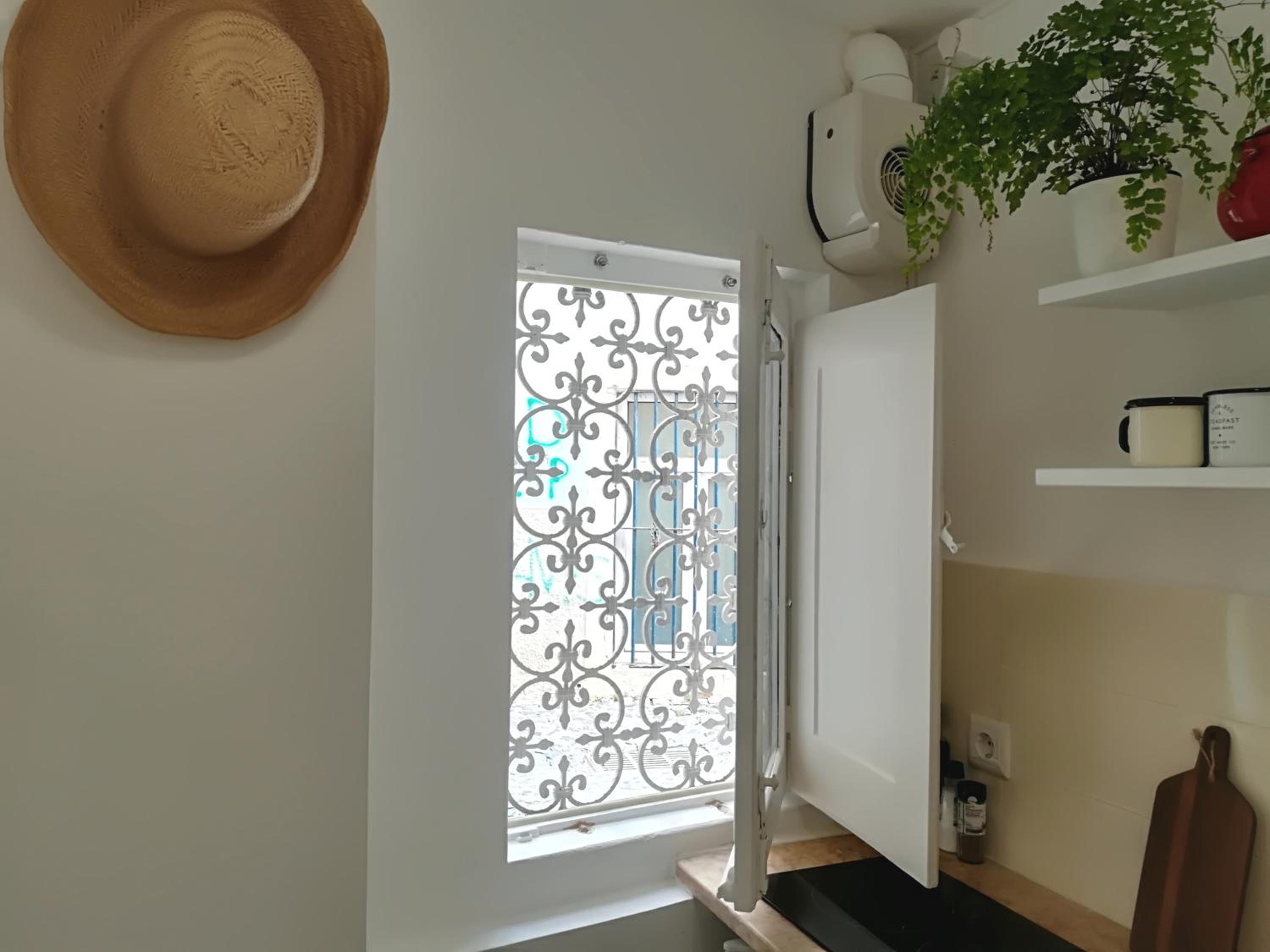 Little studio for two-Alfama view 2