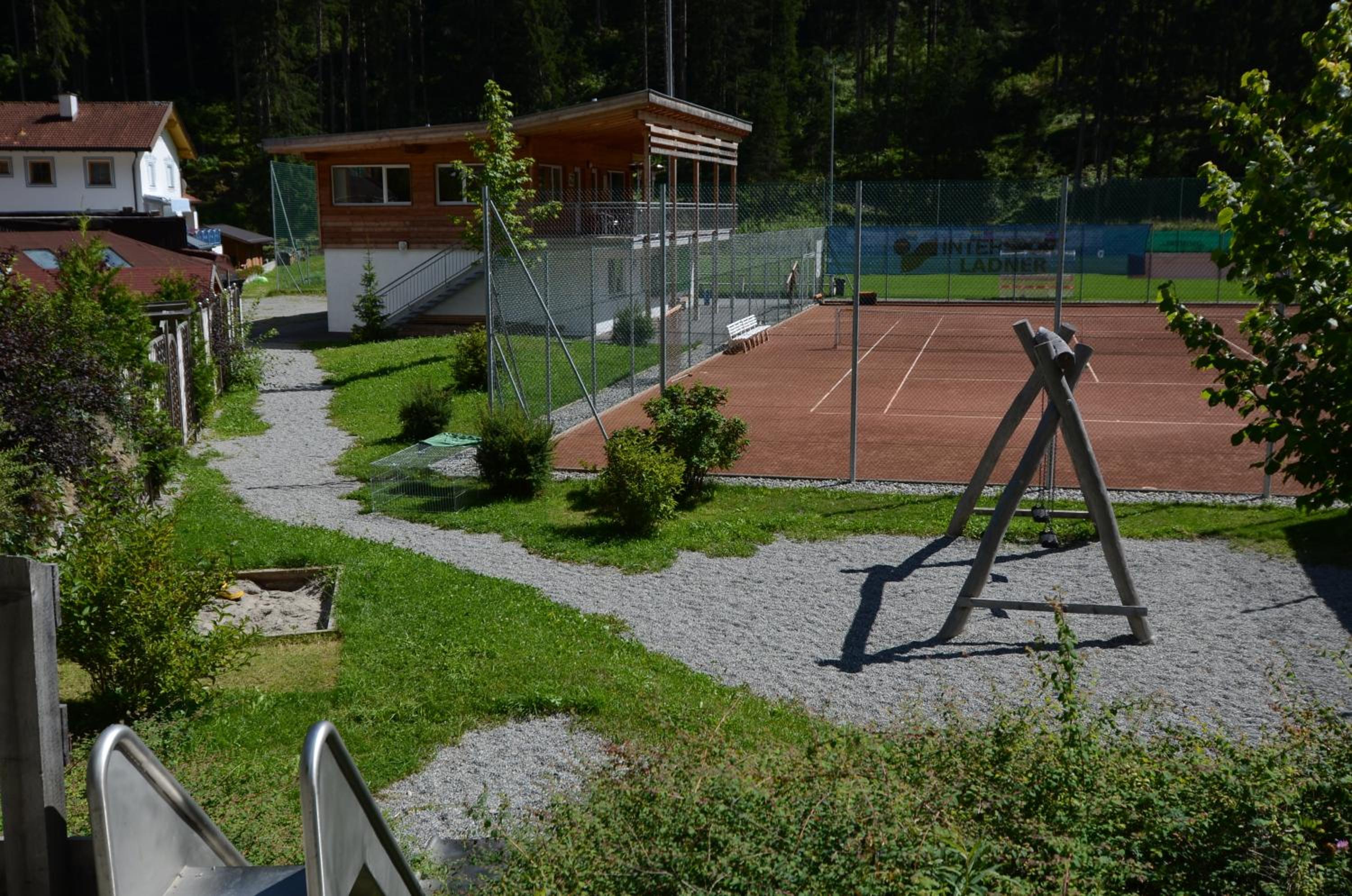 Photo 14