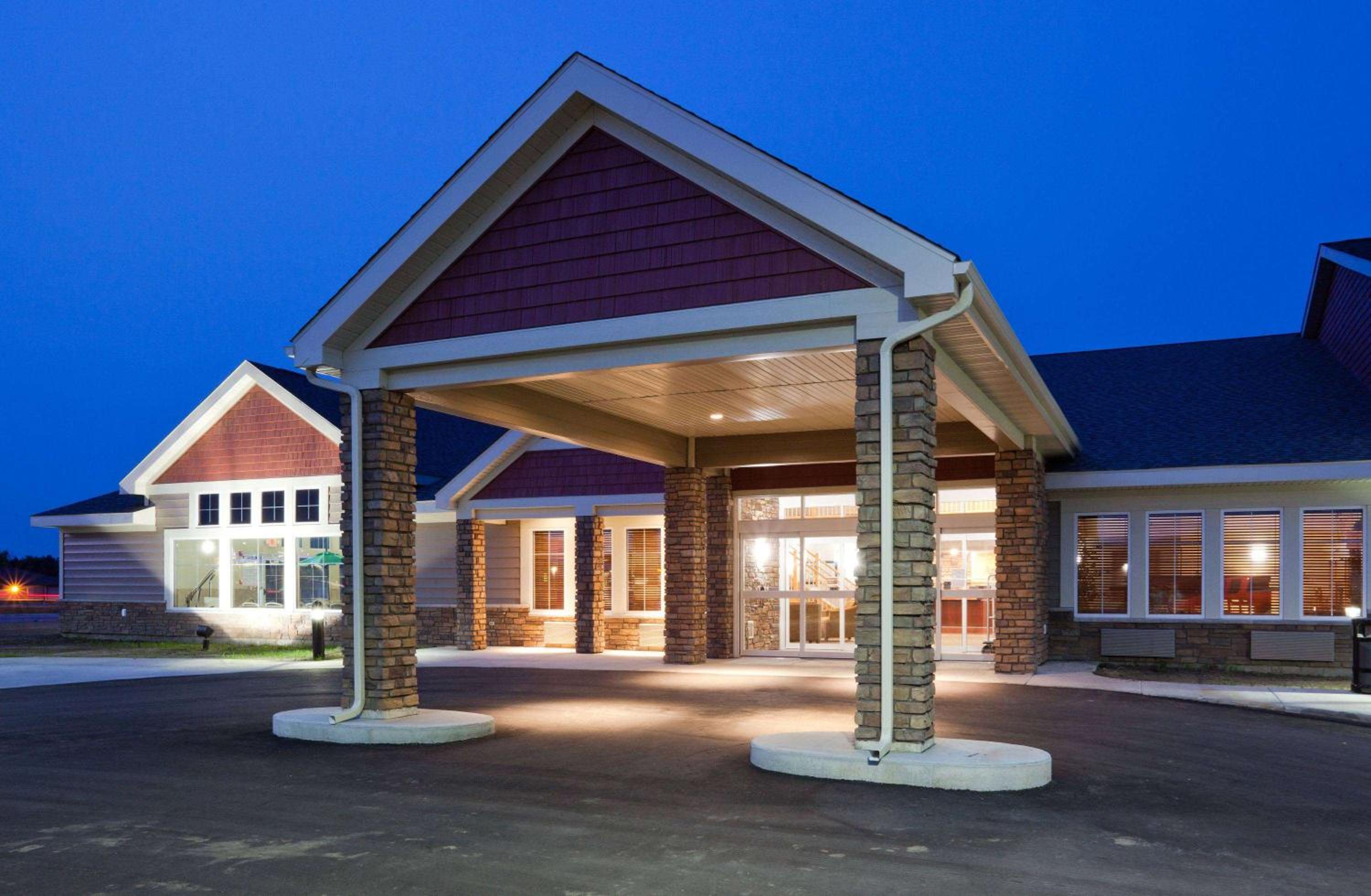 Hotel AmericInn by Wyndham Hawley