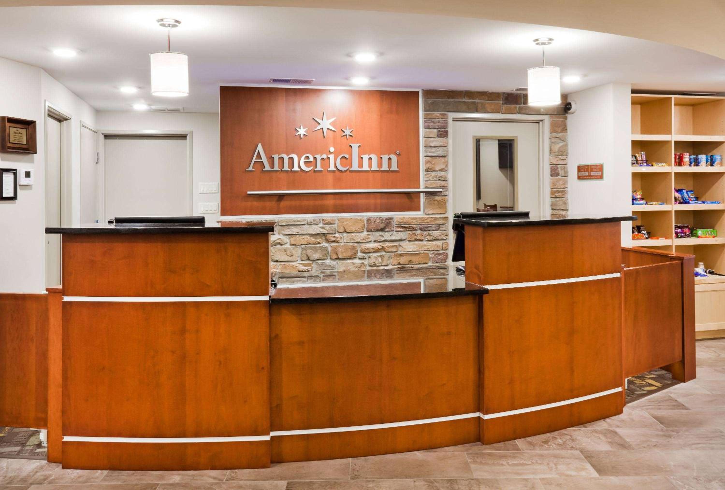 AmericInn by Wyndham DeWitt