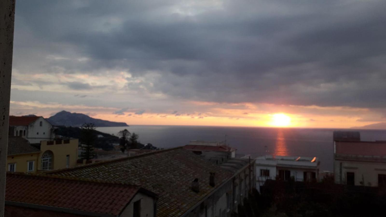 Sunset rooms photo 3