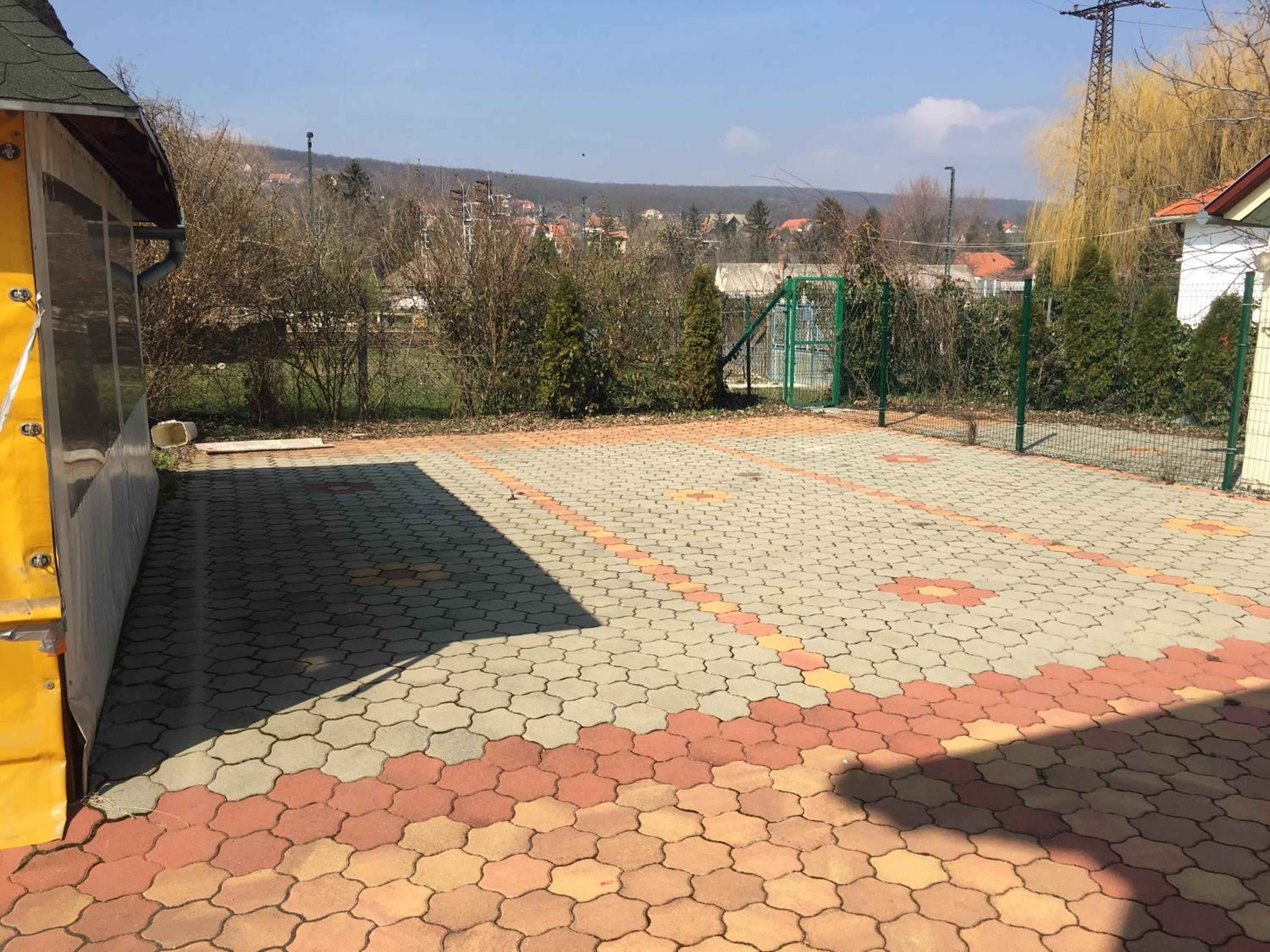 Photo 16