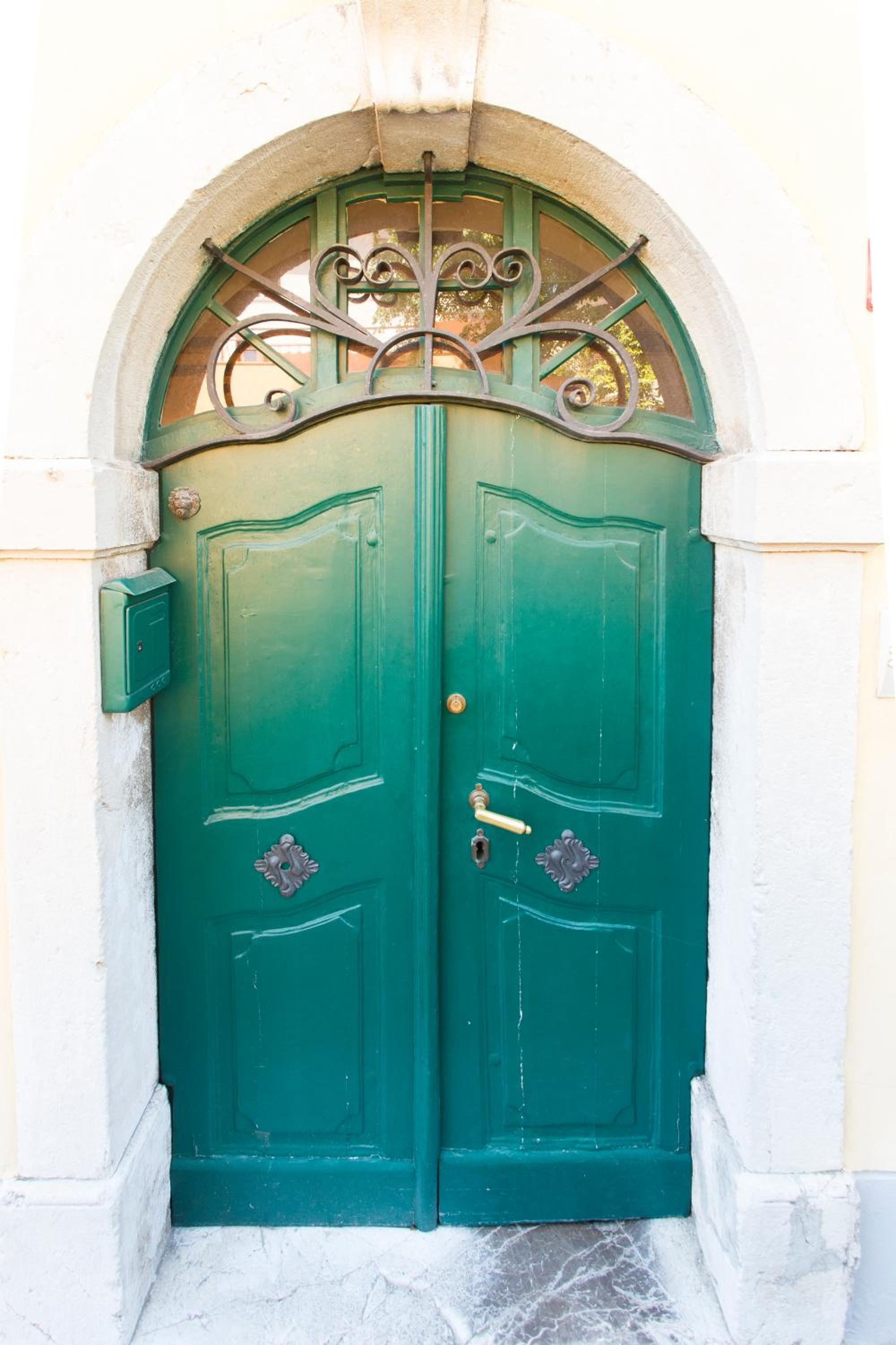 Apartments Villa Kastav in Old town center with sea view and parking