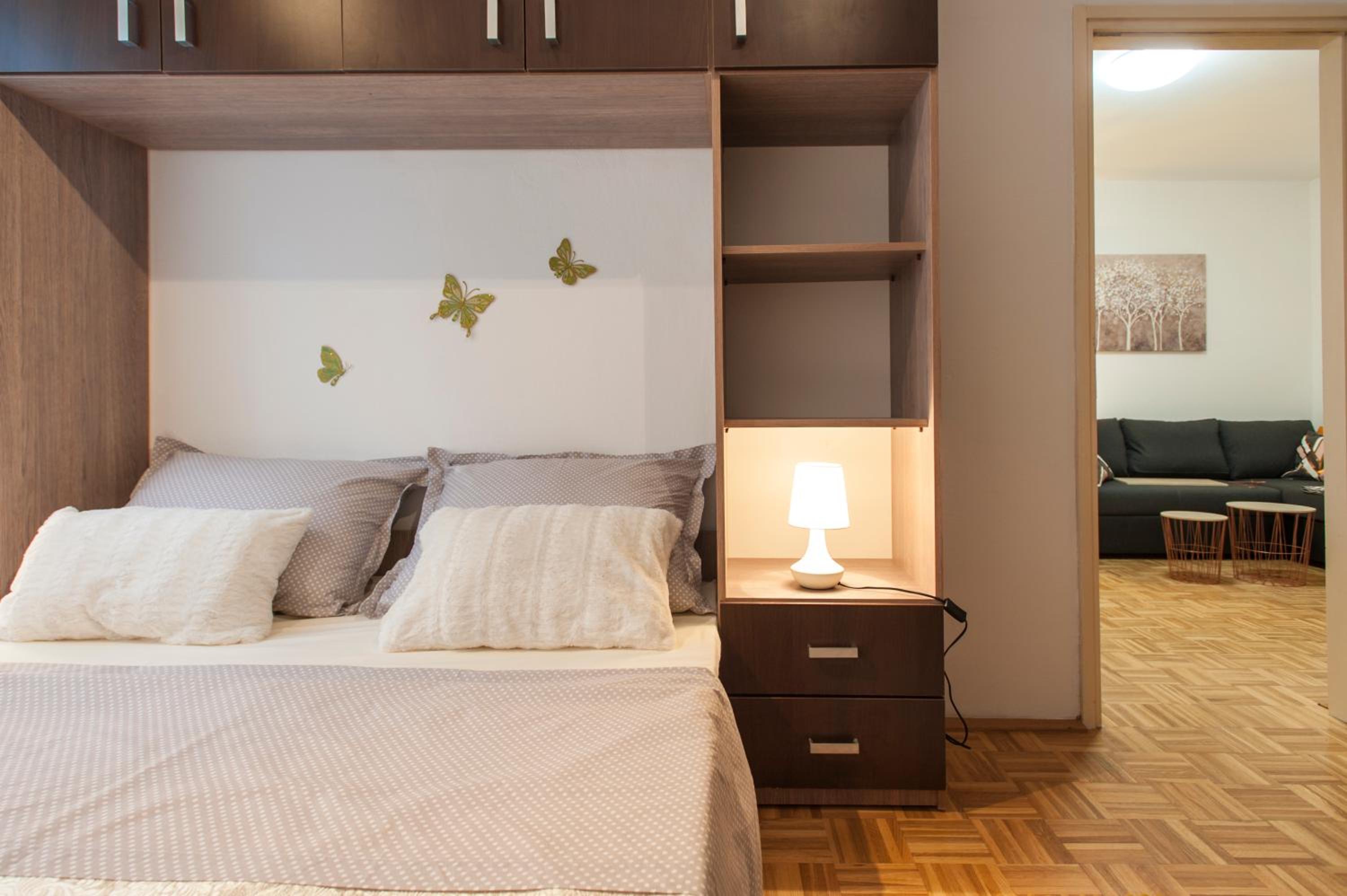 Apartman Iva view 3
