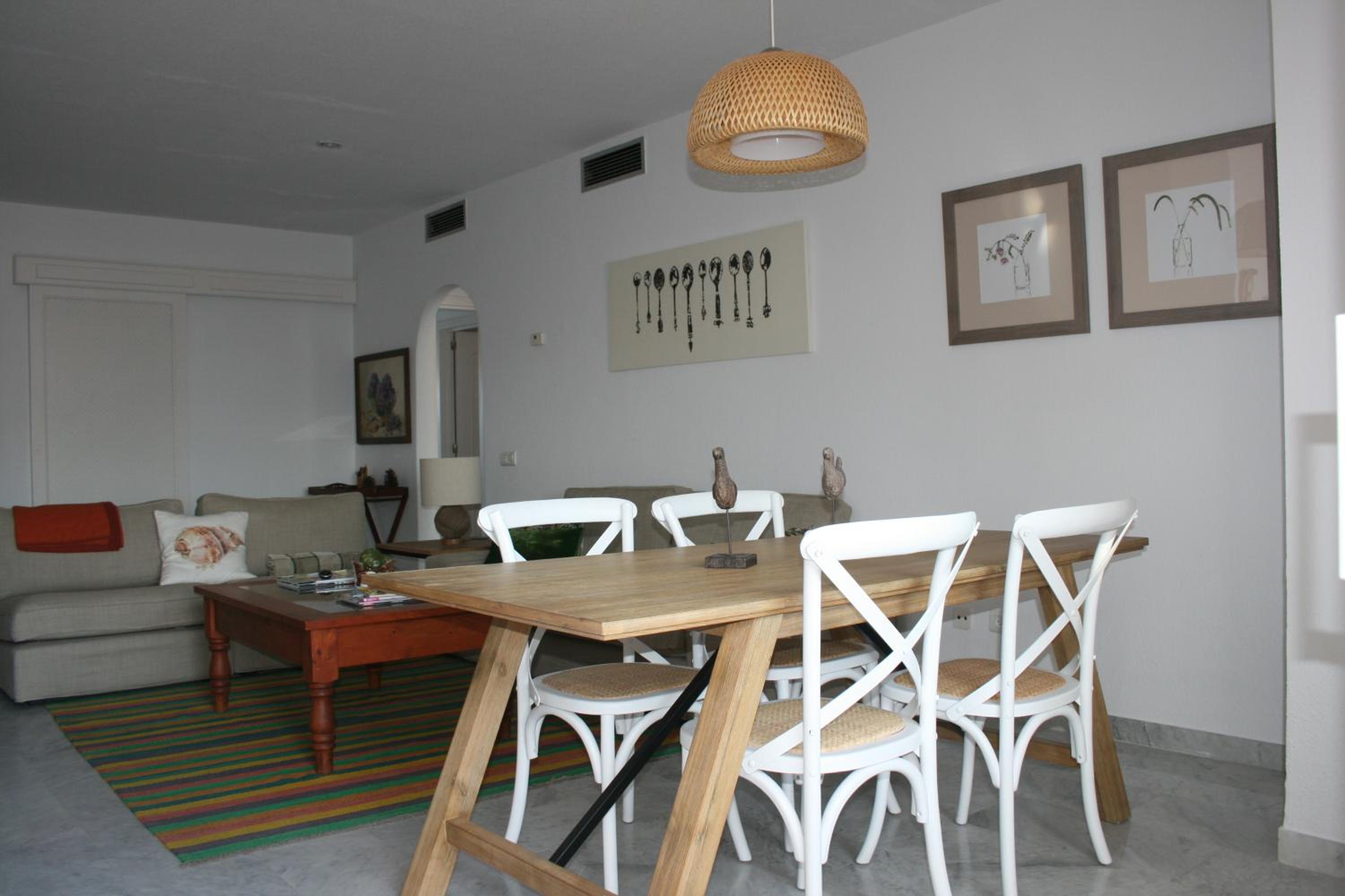 Spacious, Fresh and Fantastic Views