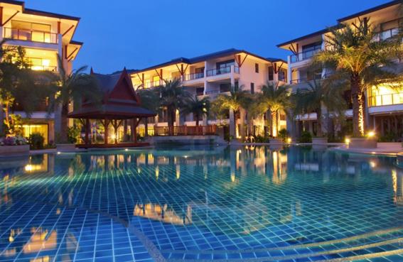 Nai Thon Beachfront Apartments
