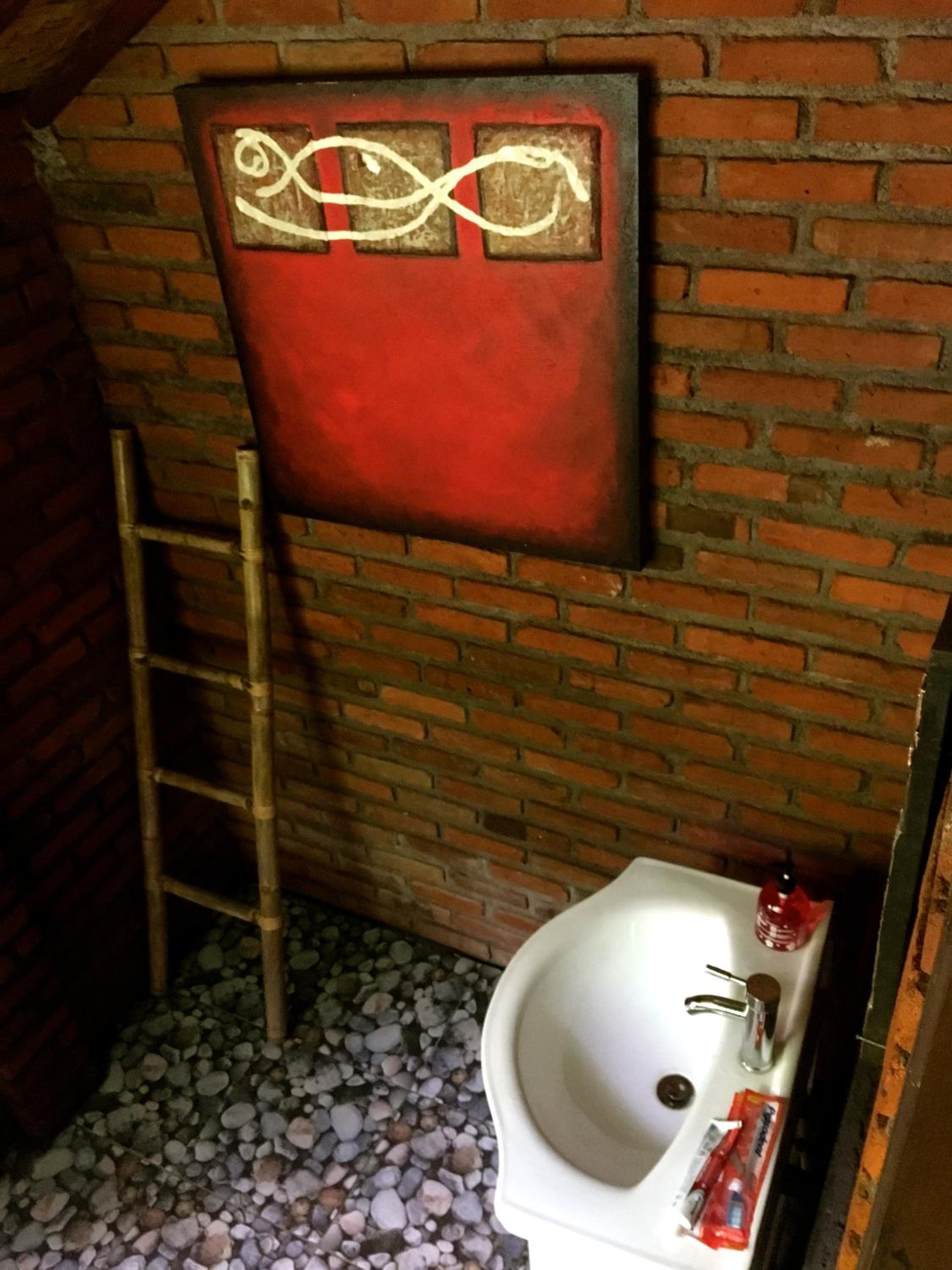 Photo 47