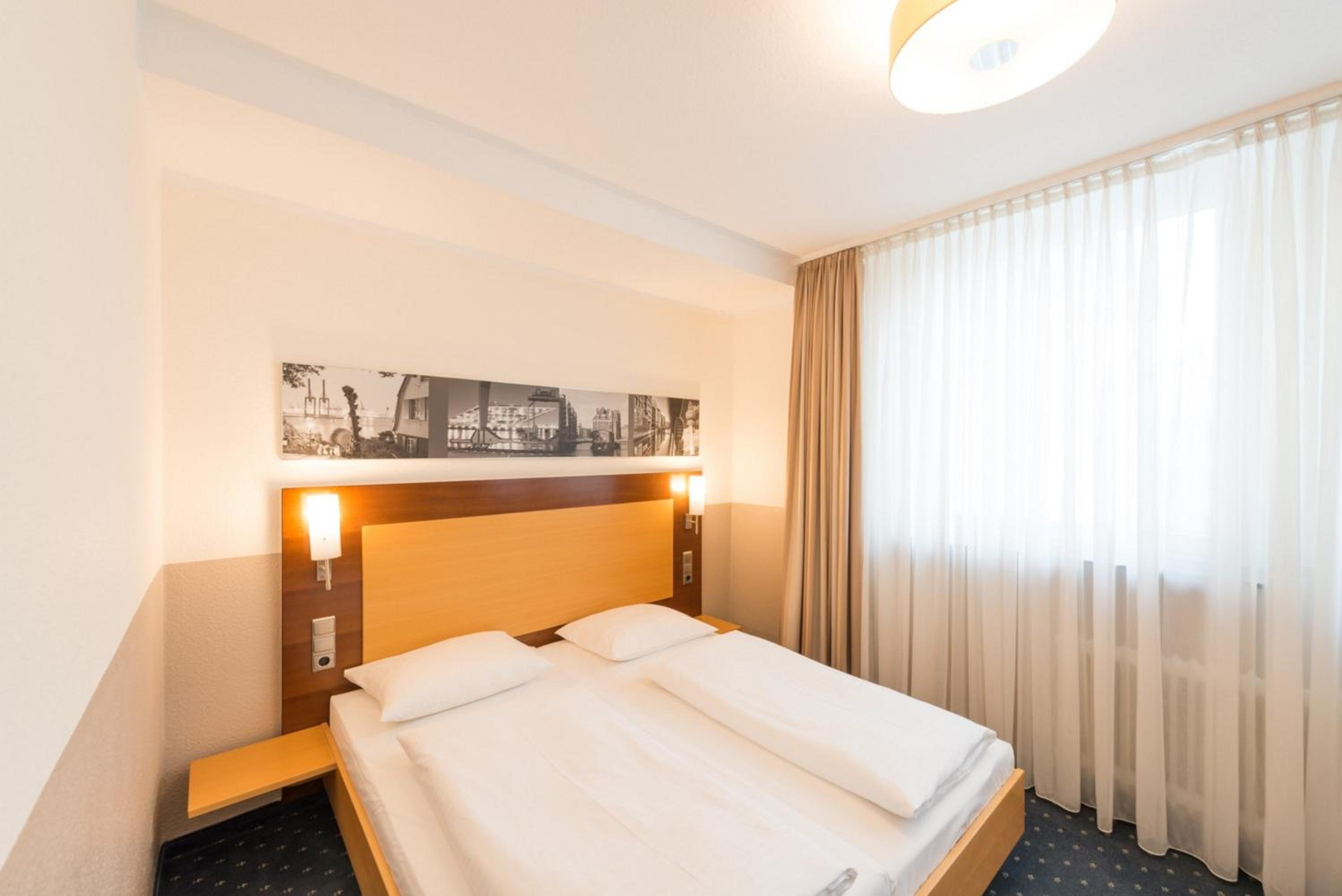 Hamburg Vacations - Heikotel - Stadtpark Residenz - Property Image 21