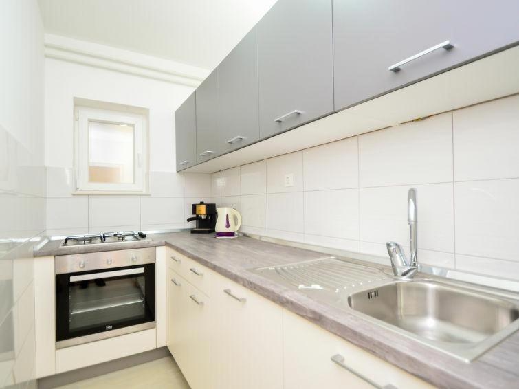 Apartments Miro view 2