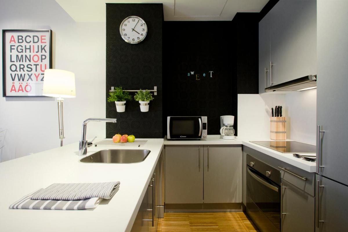 Gran Via Apartment by Flatsweethome