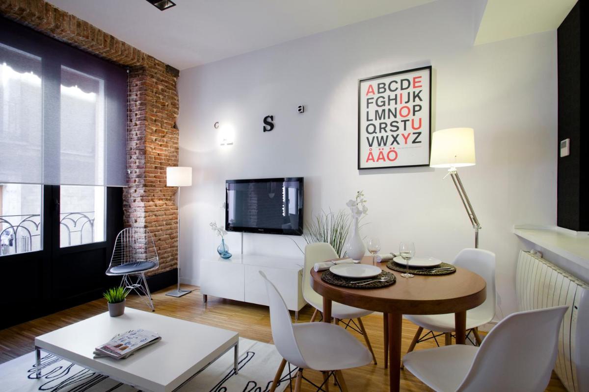 Gran Via Apartment by Flatsweethome