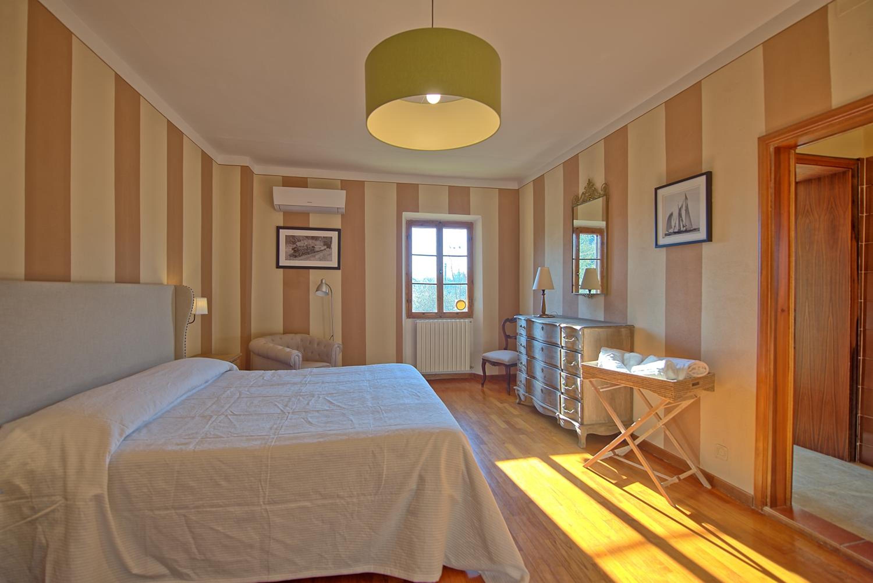 Villa Orchidea by PosarelliVillas