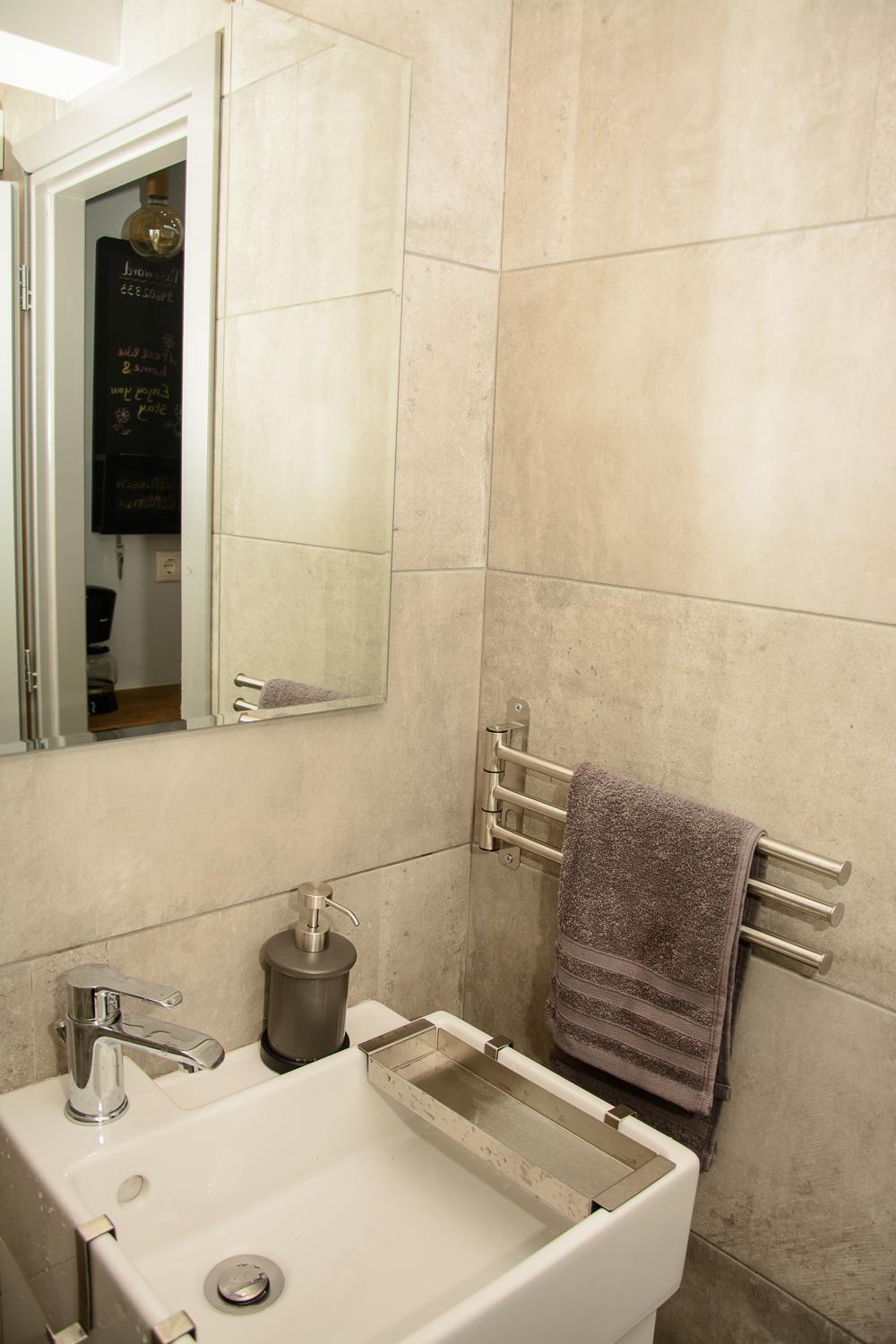 Comfy brand new apt near Acropolis museum