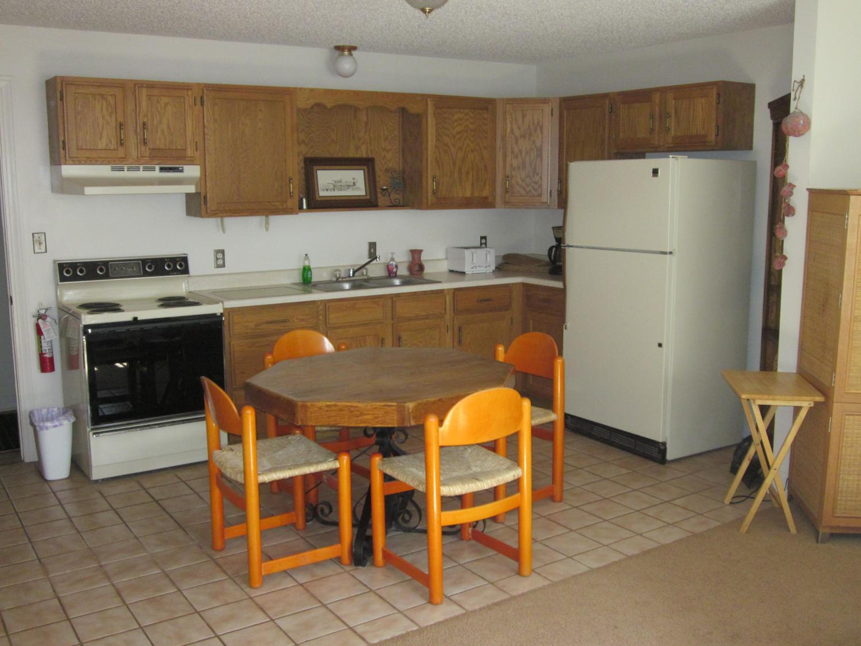Dodgeton Creek Inn