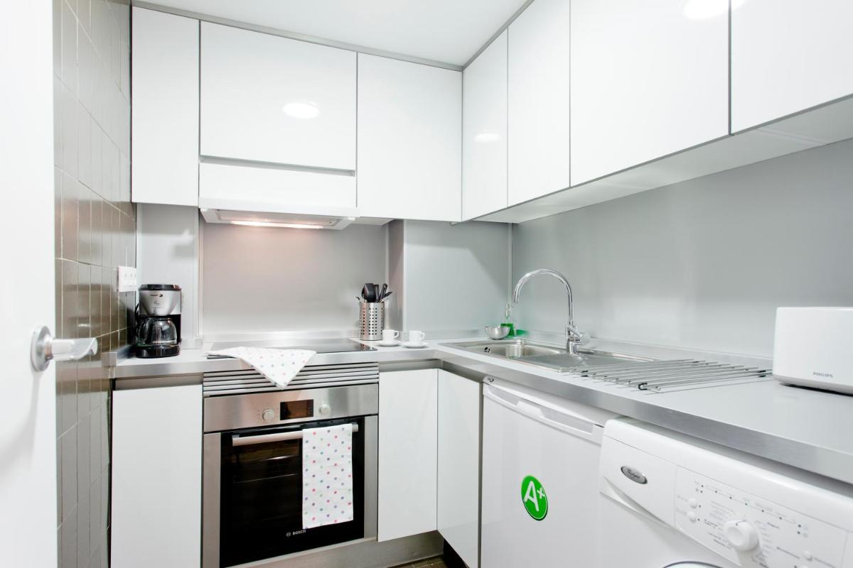 Villanueva Apartments by Flatsweethome
