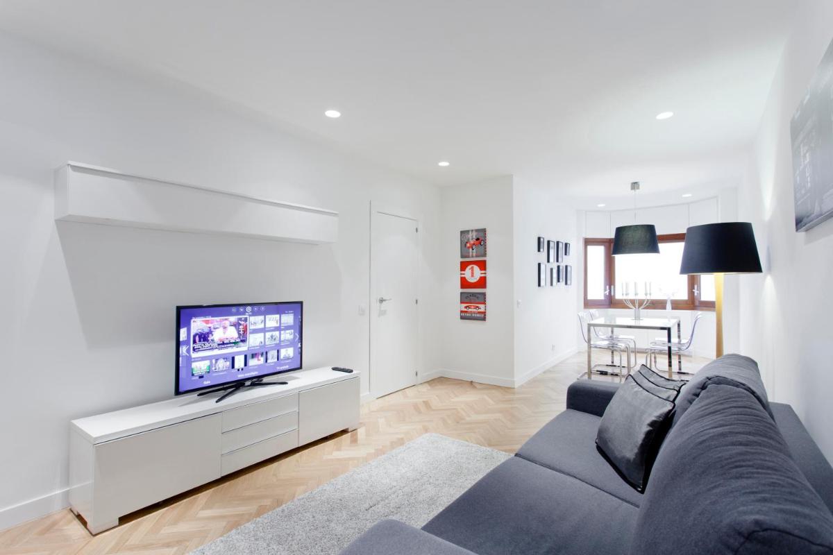 Villanueva Apartments by Flatsweethome