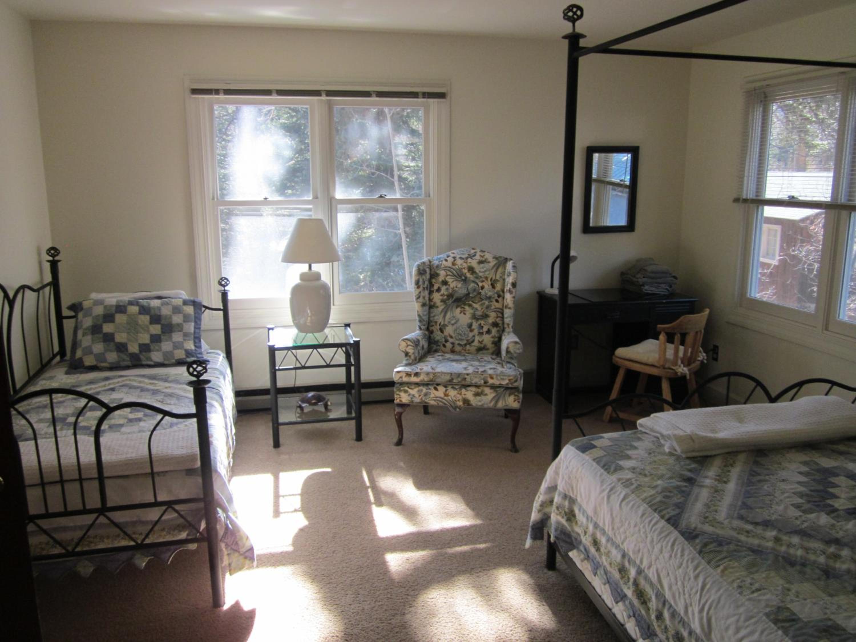 Dodgeton Creek Inn
