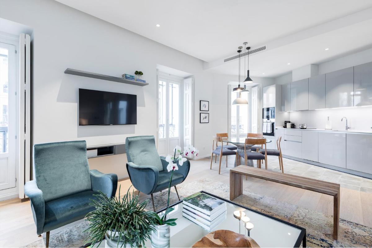 Justicia Apartment by Flatsweethome view 4