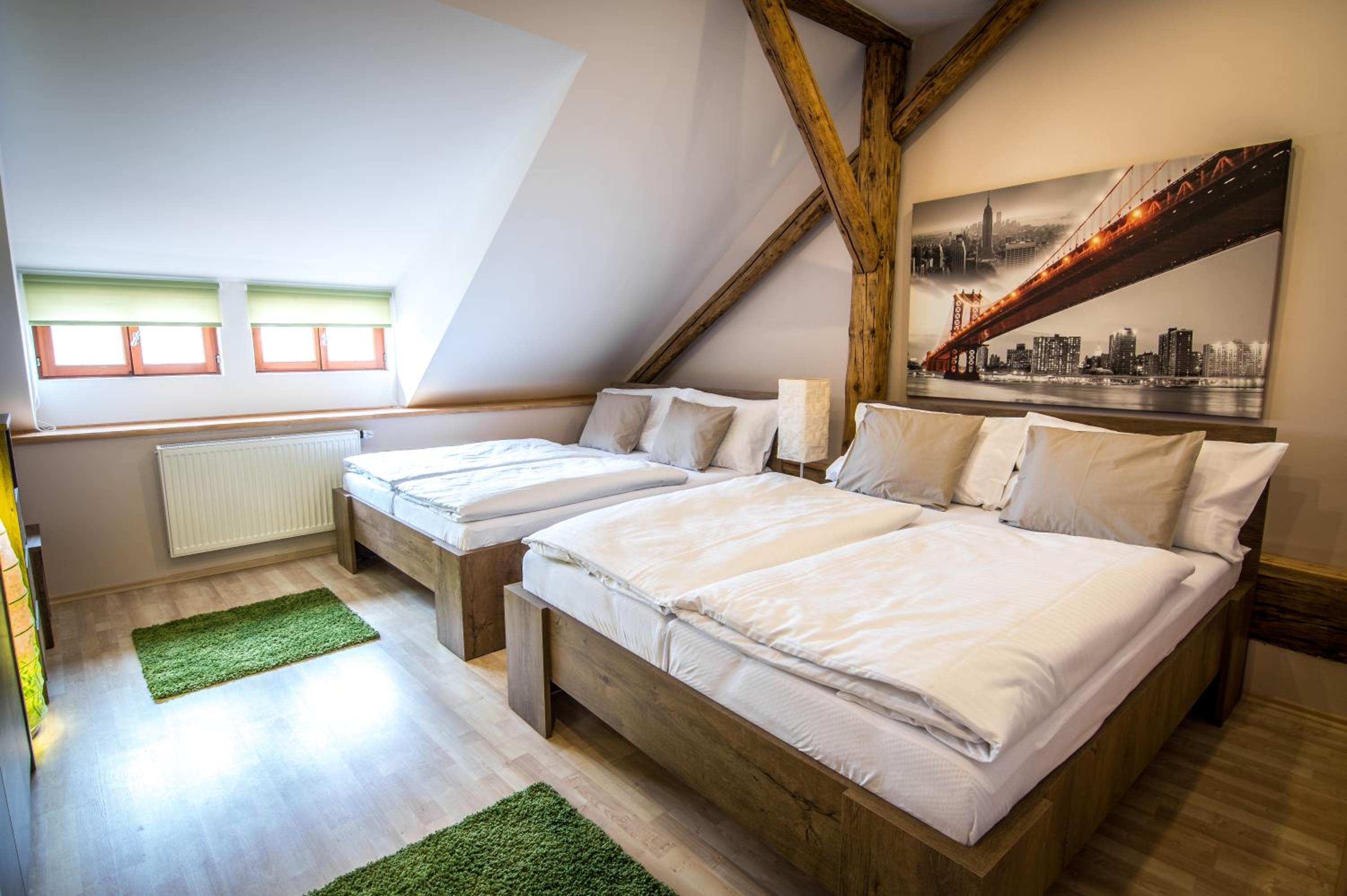 Tylova Apartments
