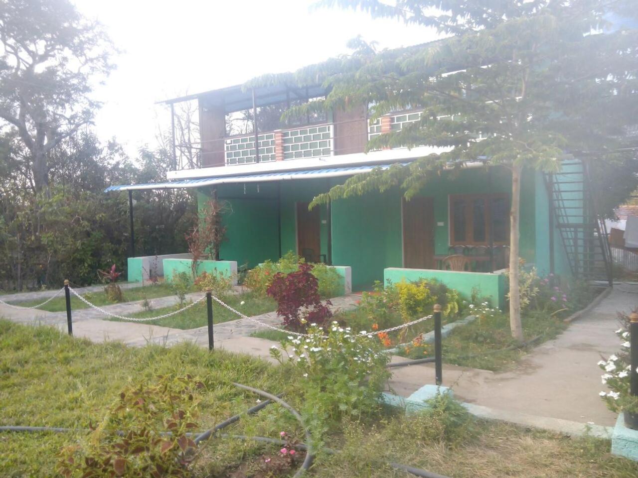 Green Hills Farm And Guest House