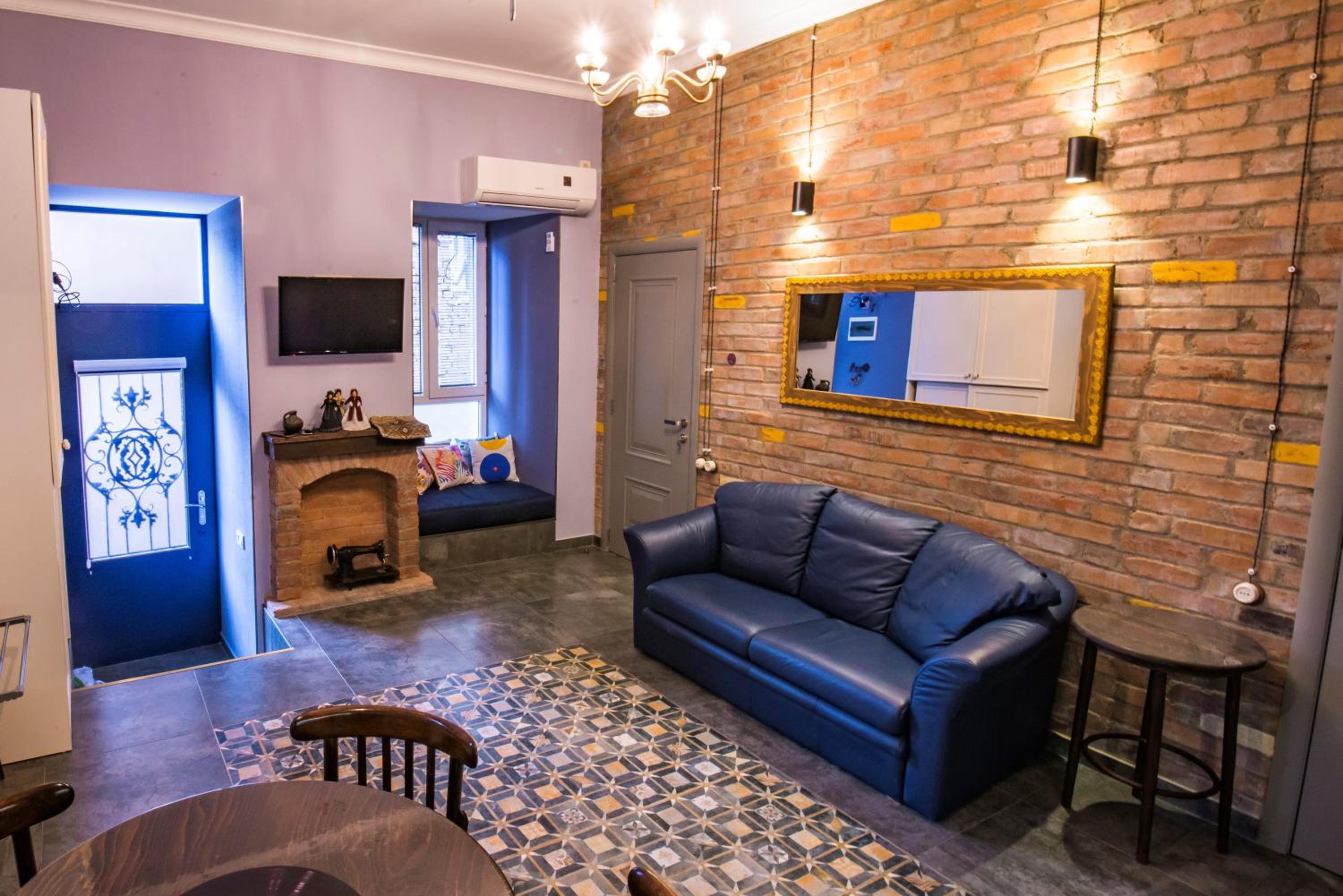 Sofia Apartment in old Tbilisi view 4