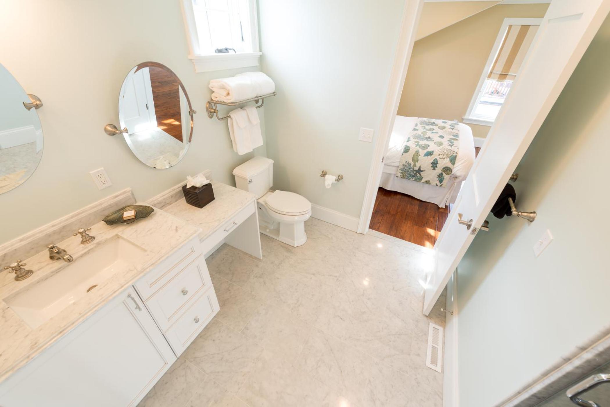 The Newport Lofts - 546 Thames Street