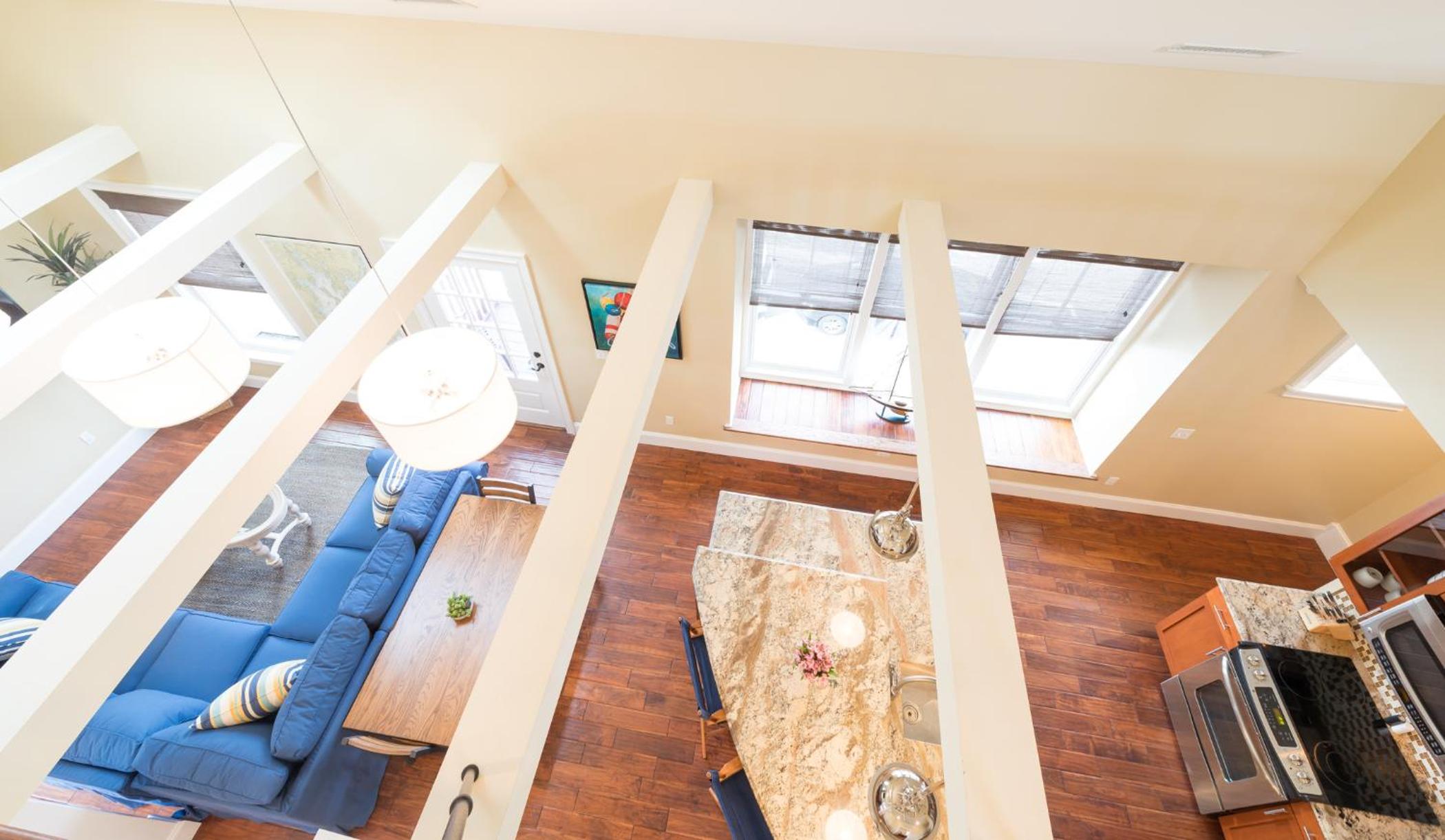 The Newport Lofts - 546 Thames Street