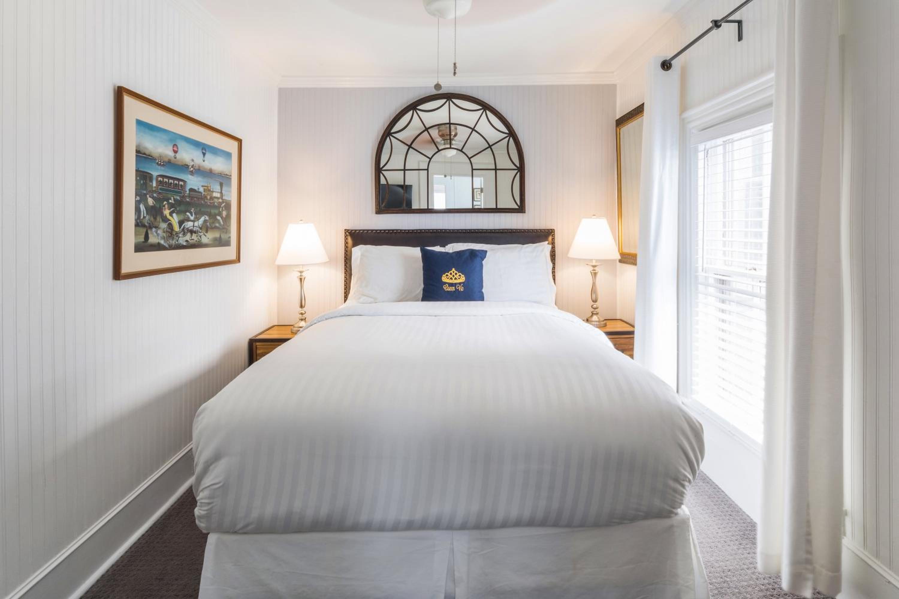 Queen Vic Guest House
