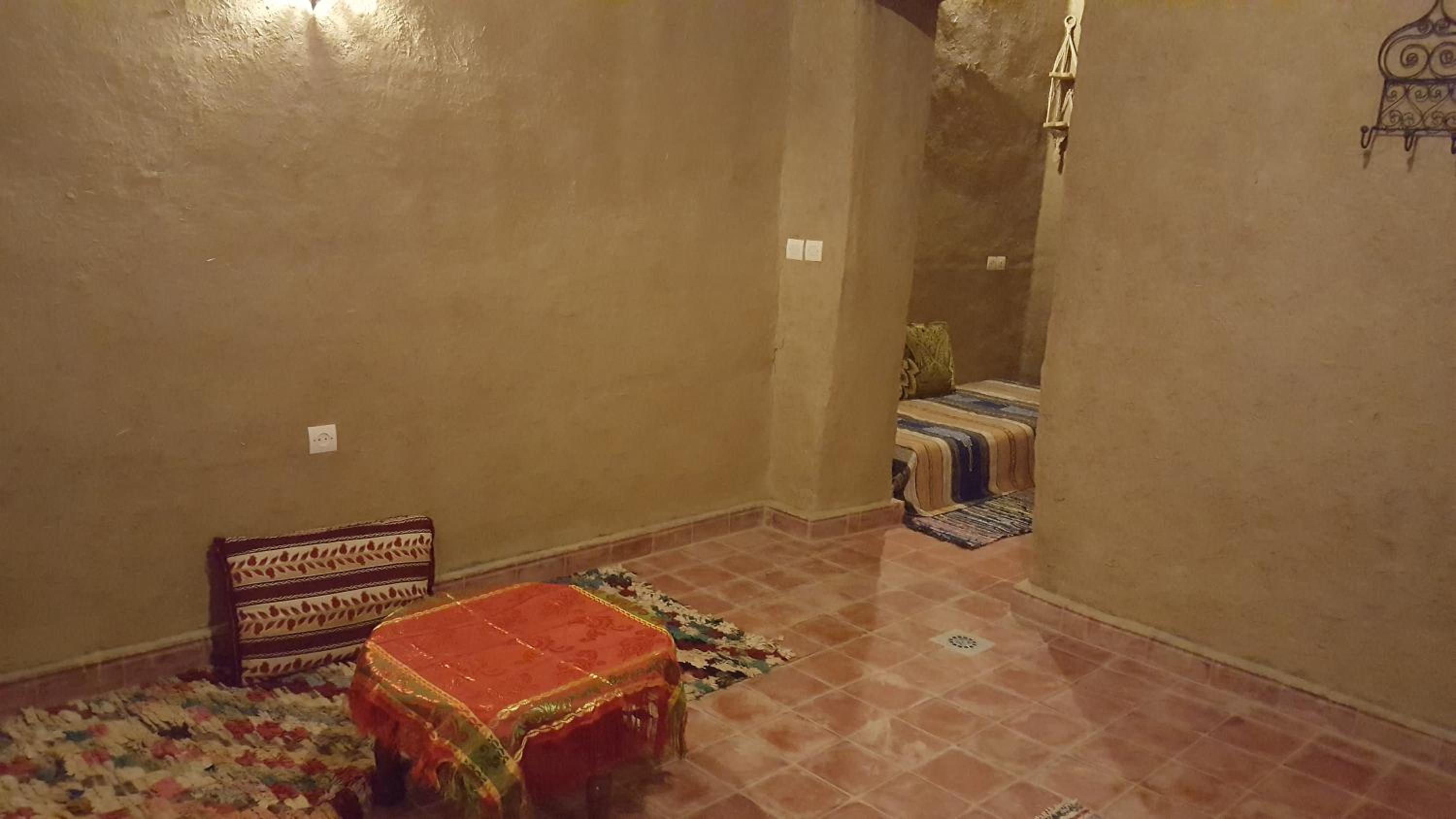 Photo 6