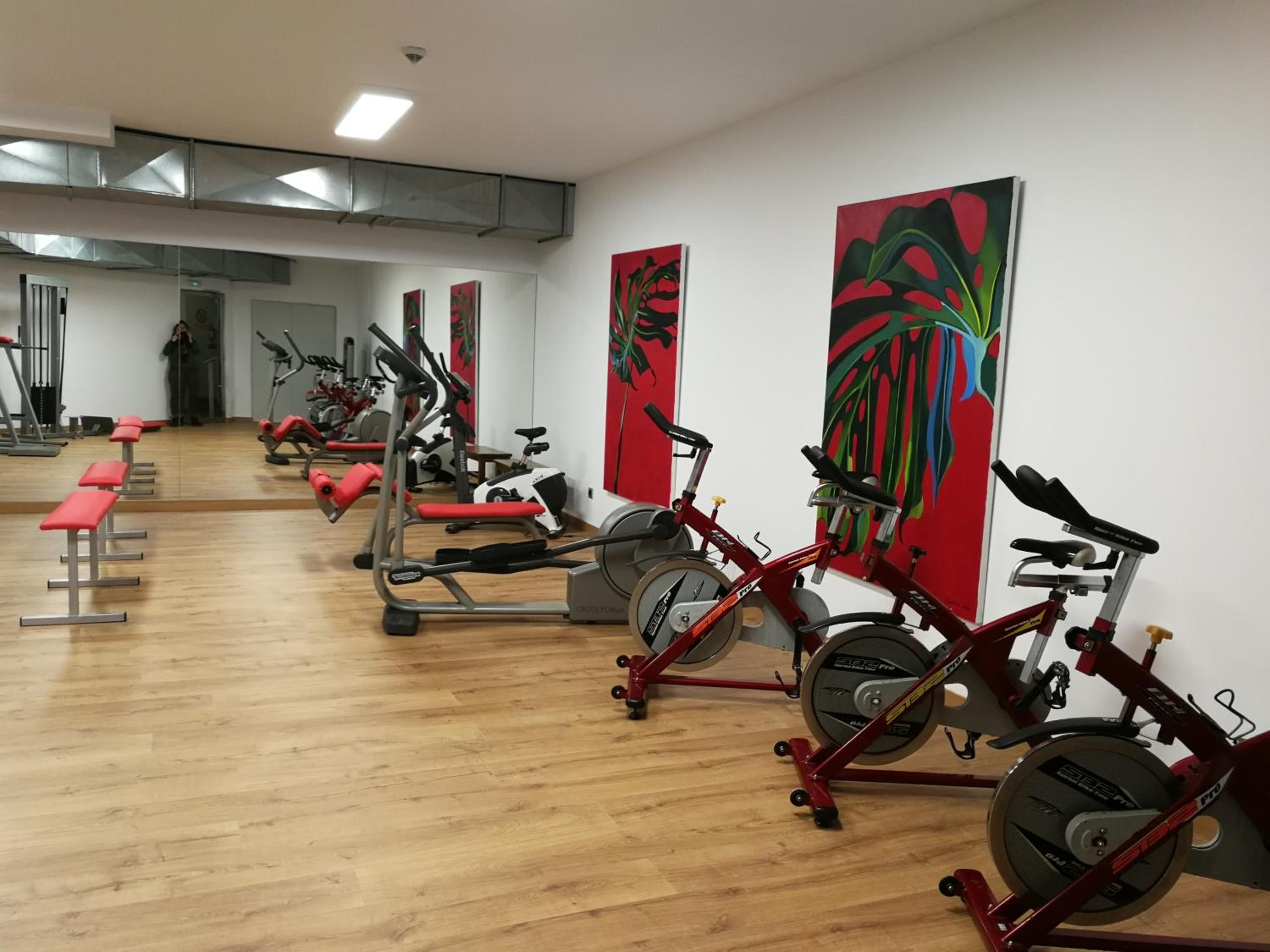 Apartamentos Maritimo Ris con garaje