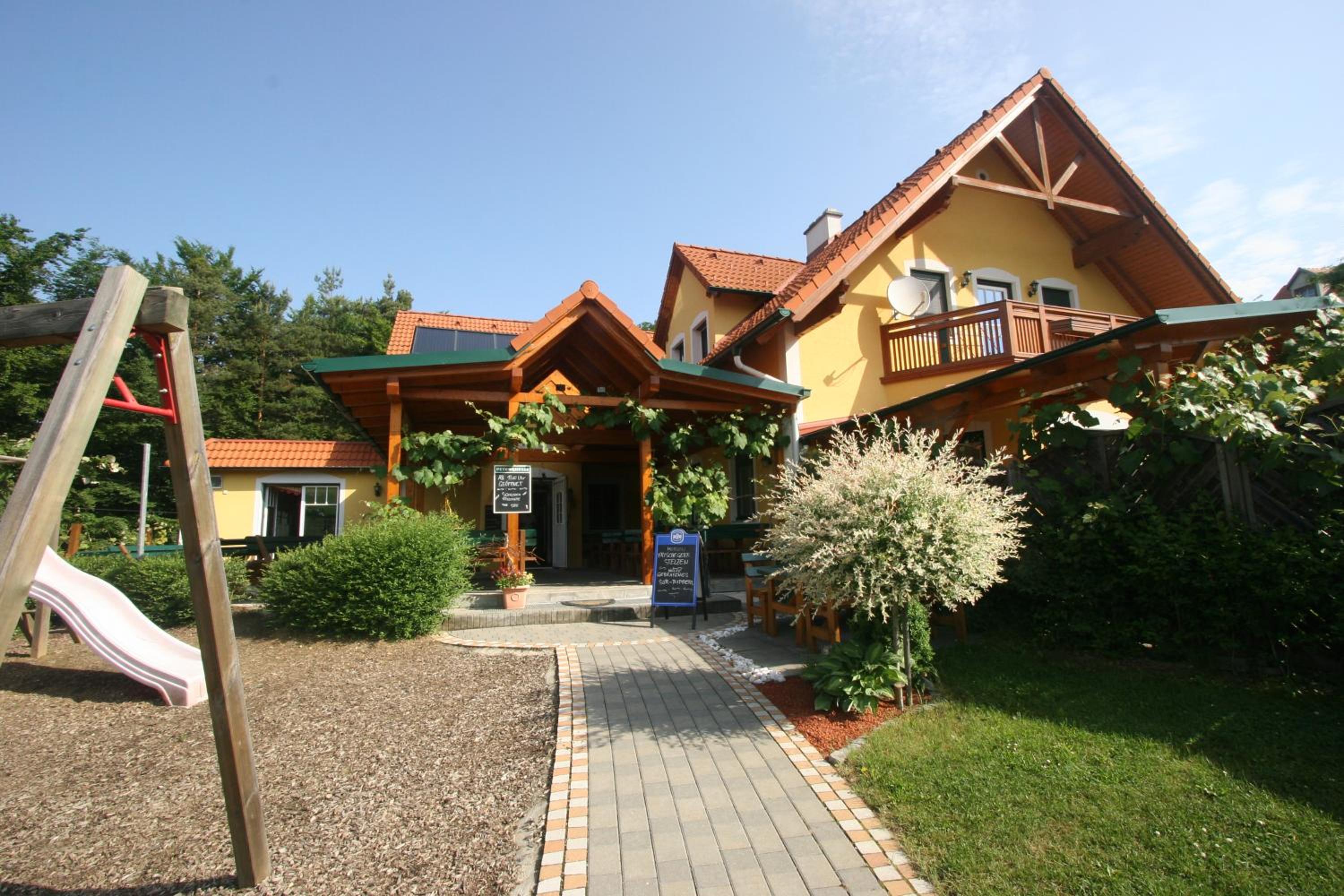 Riegler`s Weinhof view 4