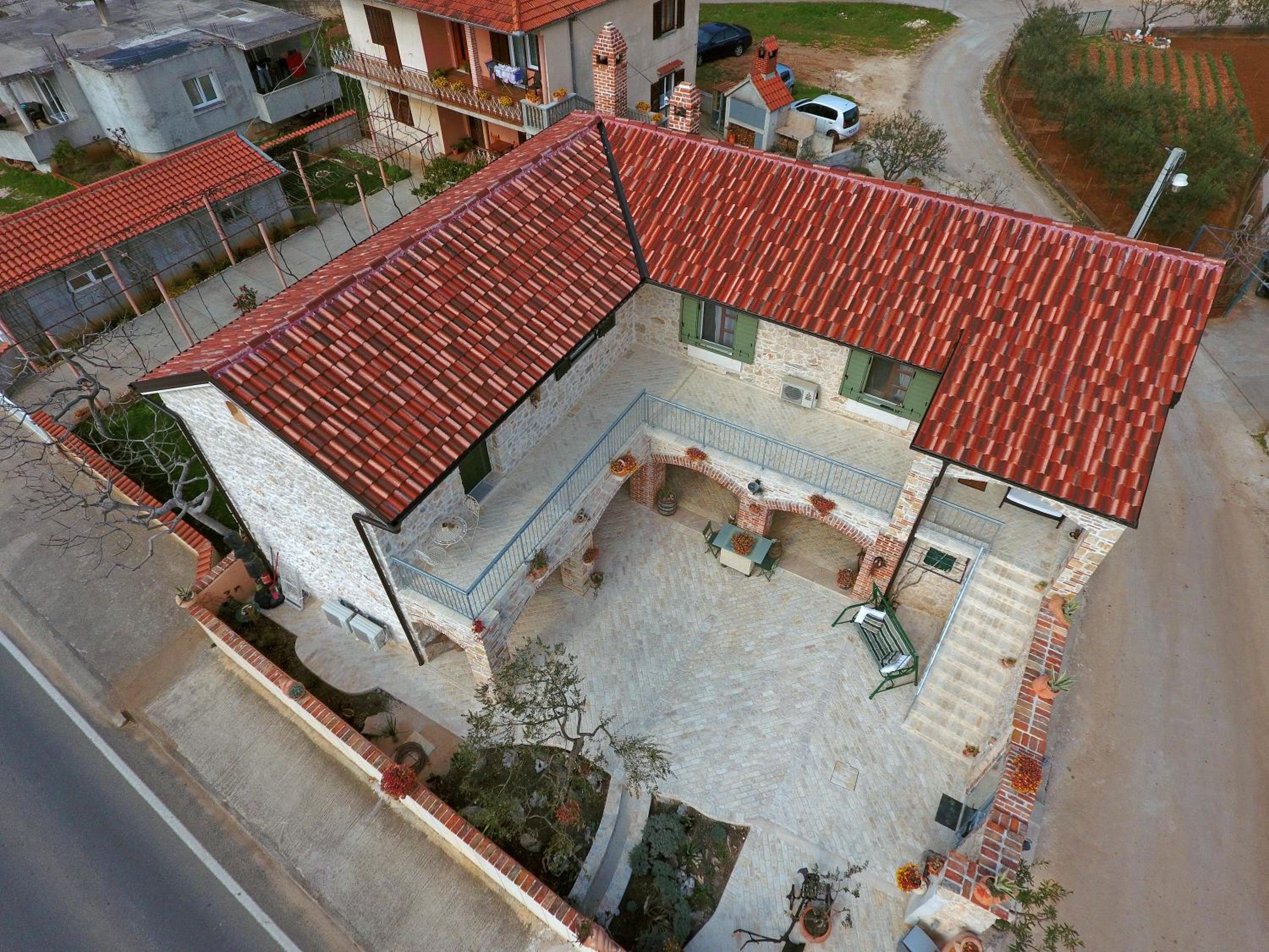 Photo 24