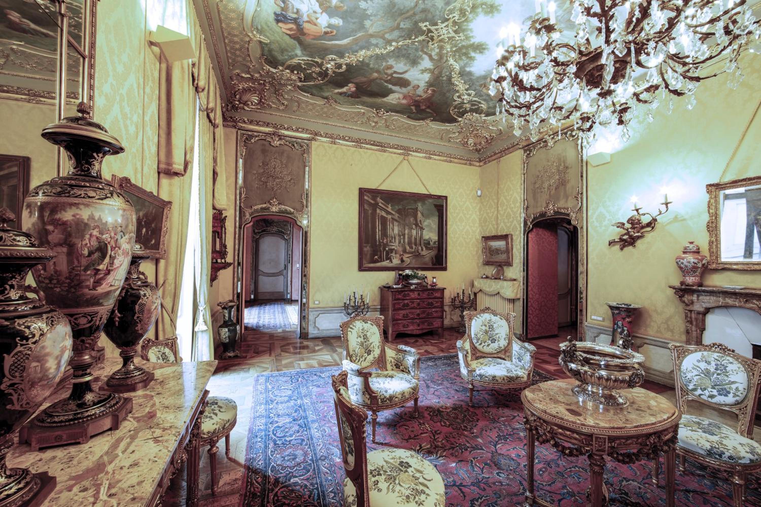 lounge
