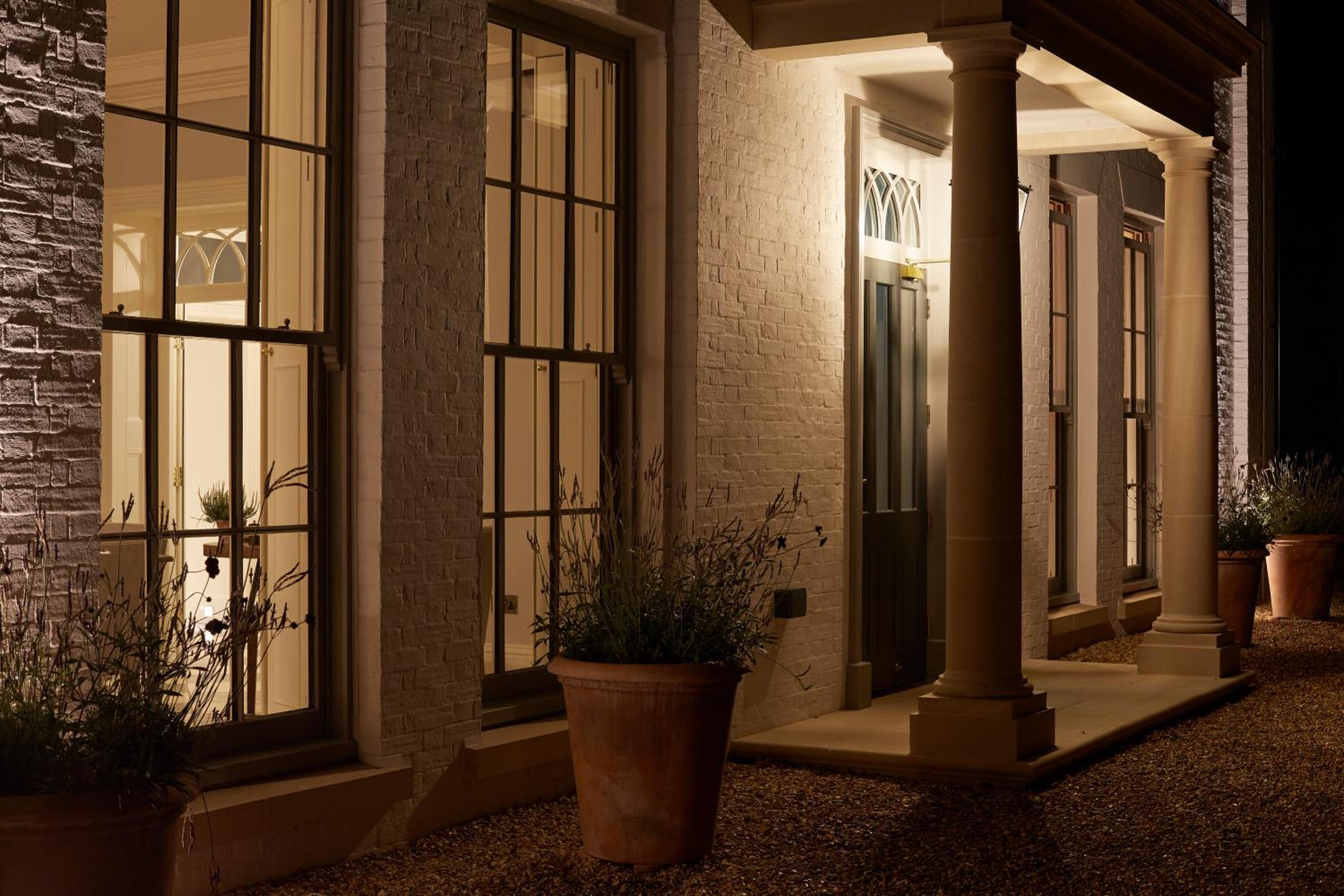 The White House, Bilde 38