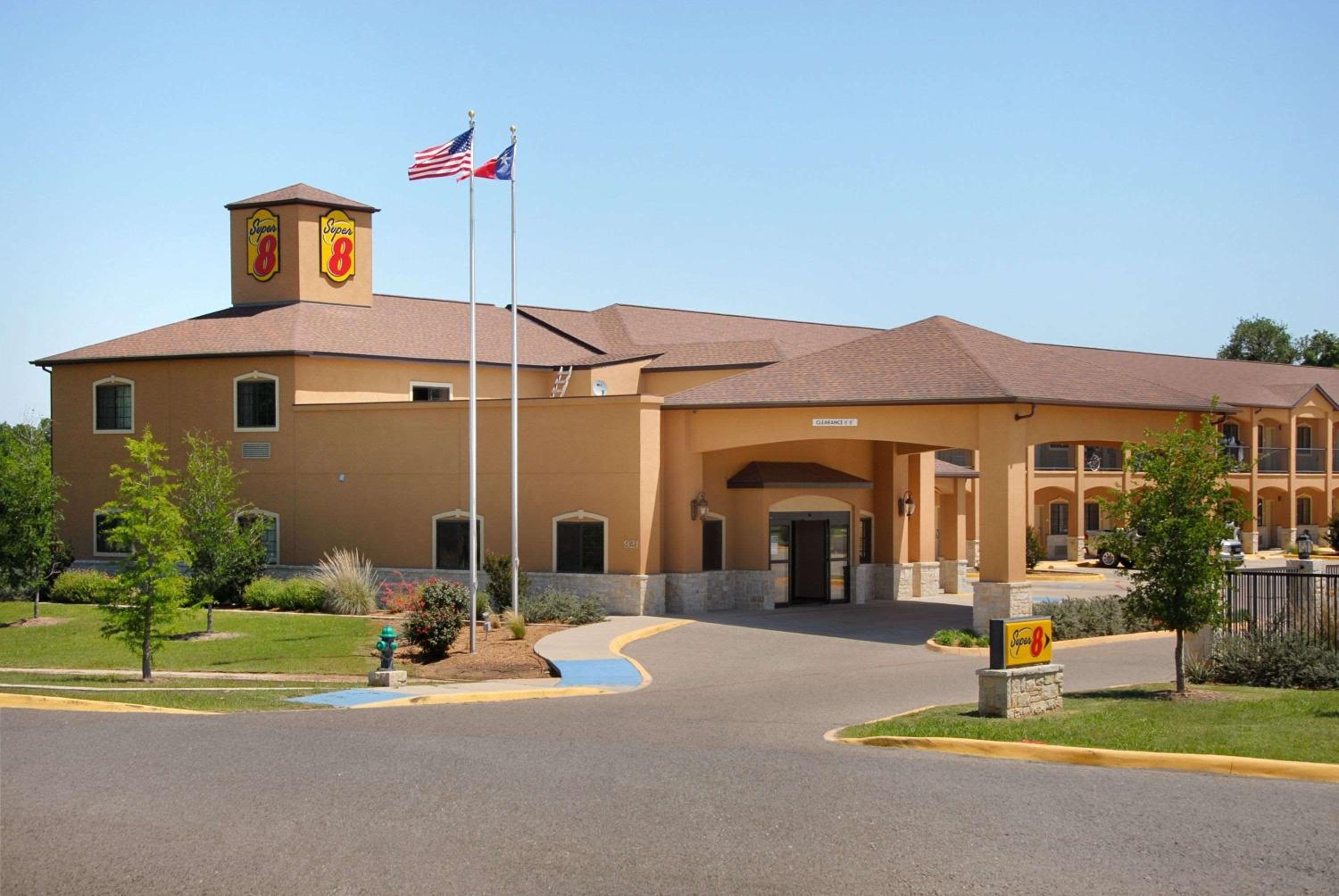 Stephenville Vacations - Super 8 by Wyndham Stephenville - Property Image 1