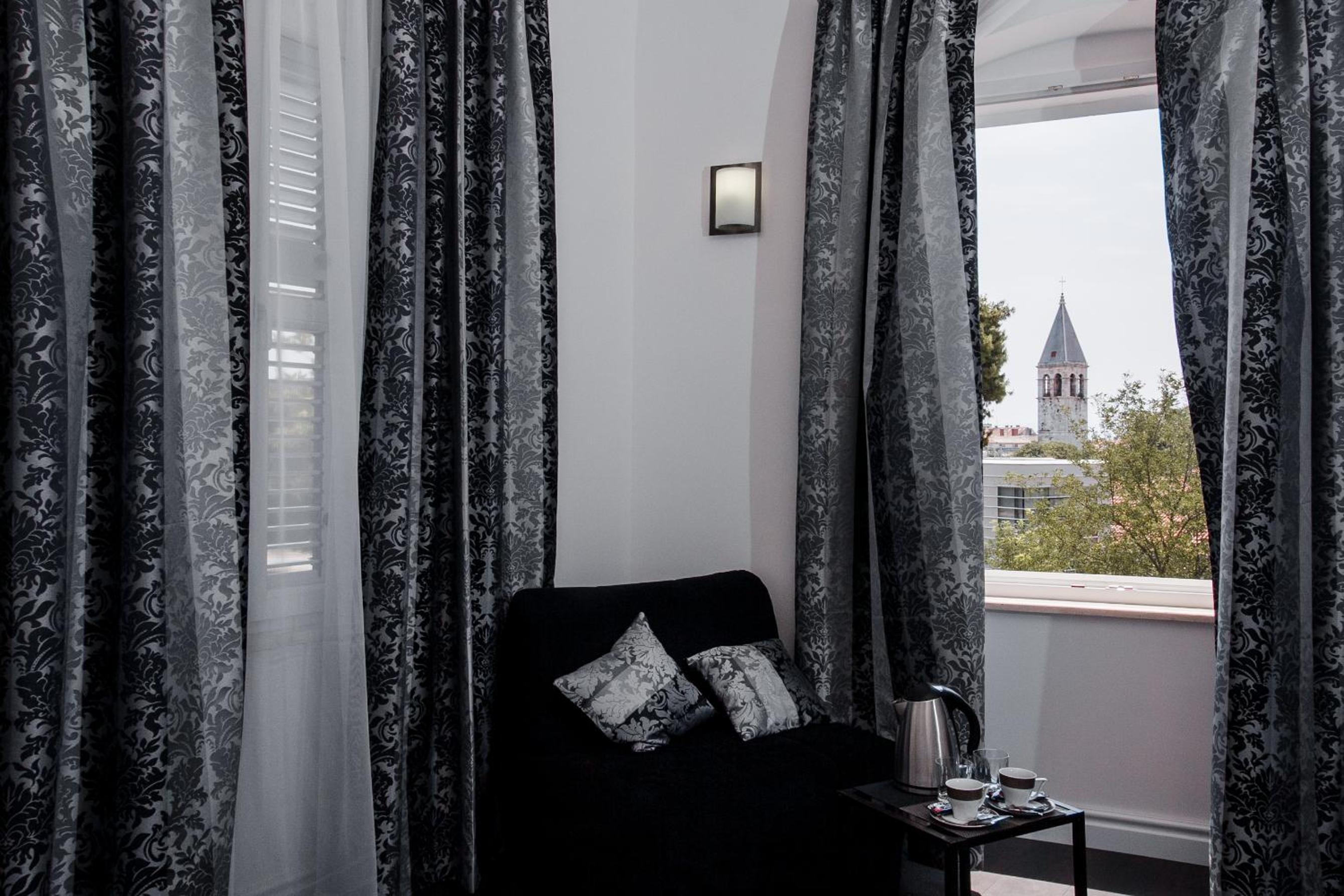 Photo 89