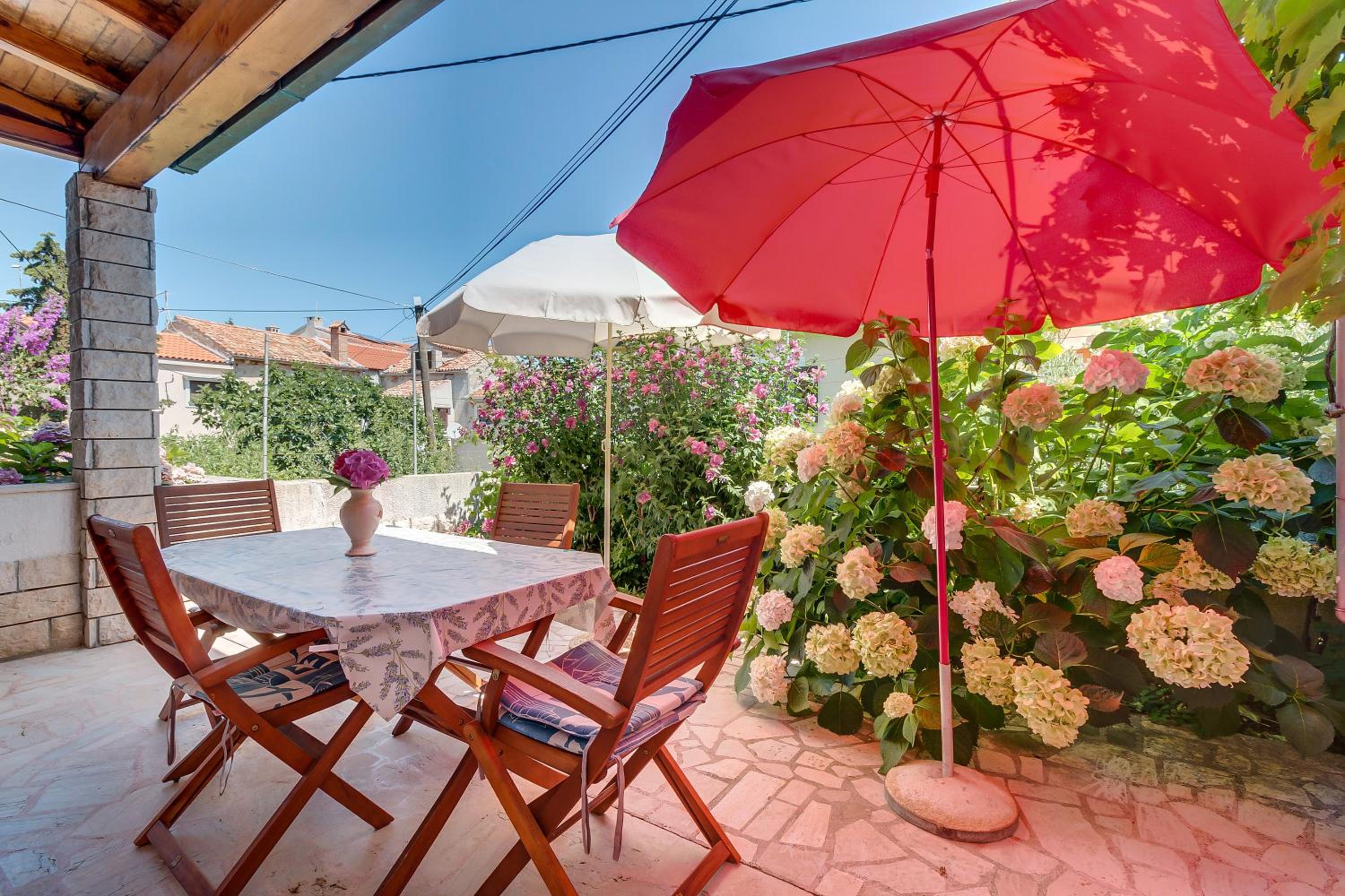 Apartments Bugenvilia I Near Beach & Private Parking view 2