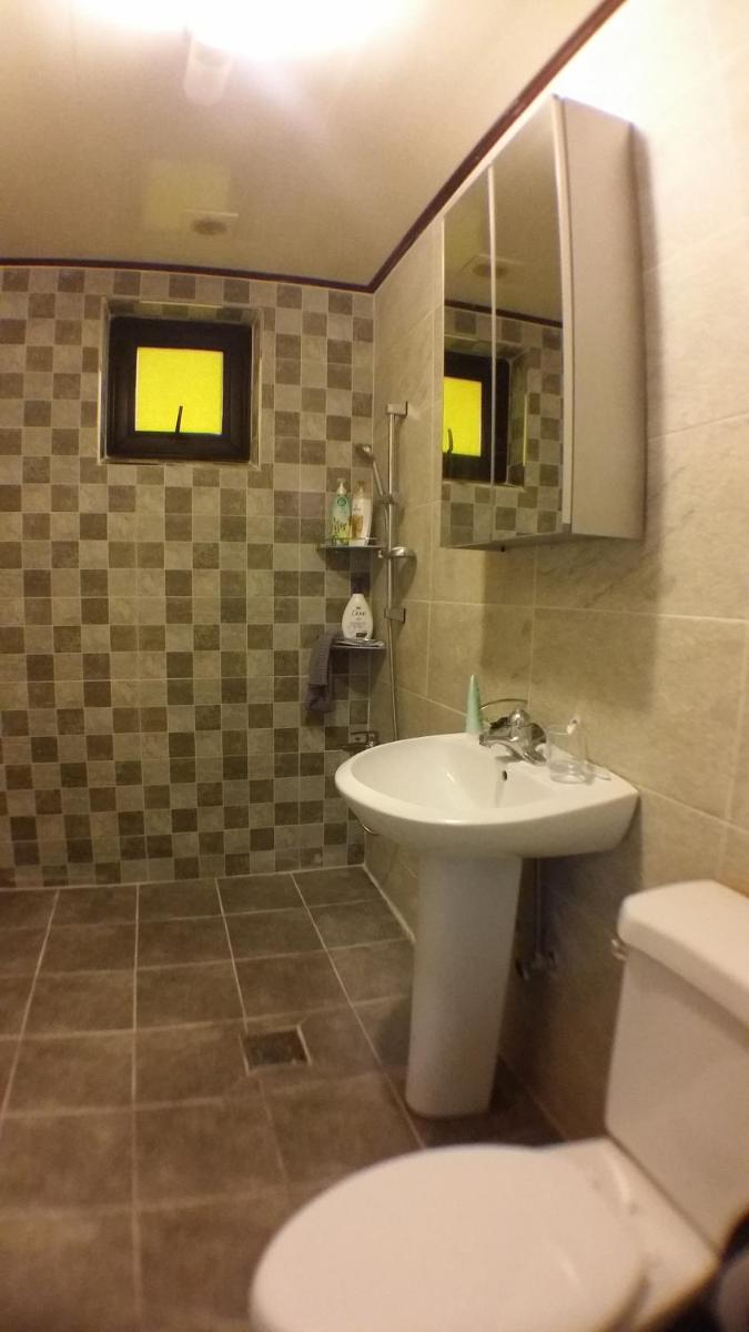 Photo 33