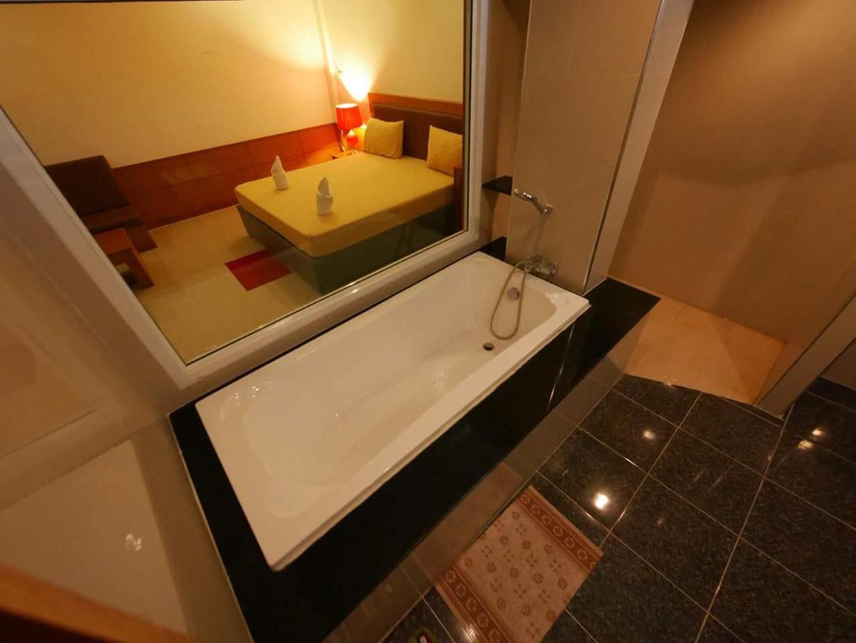 Jacuzzi