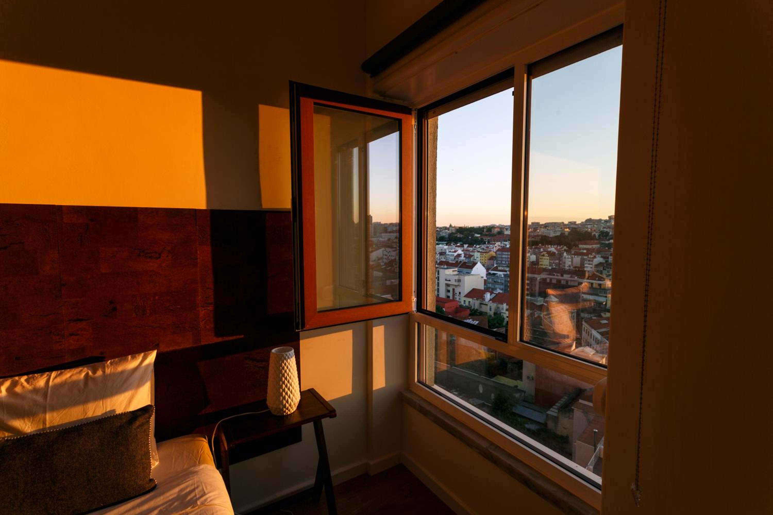 WHome | Anjos Premium Apartment #8