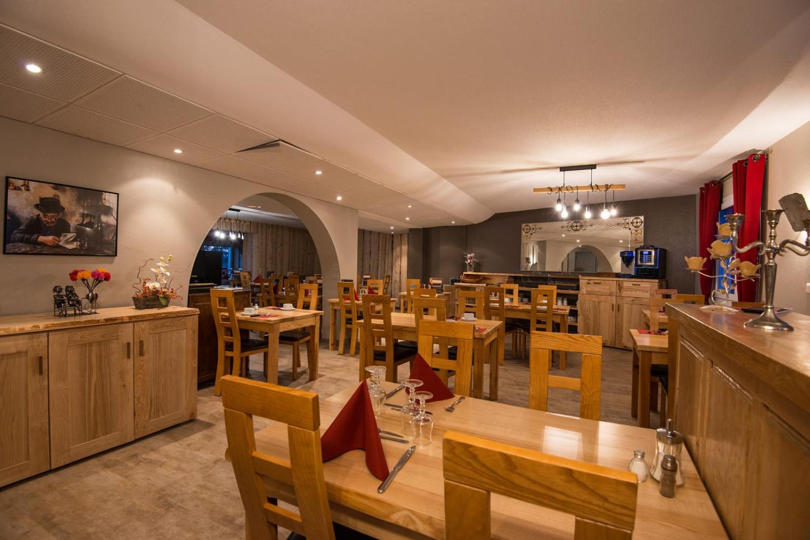 restaurant