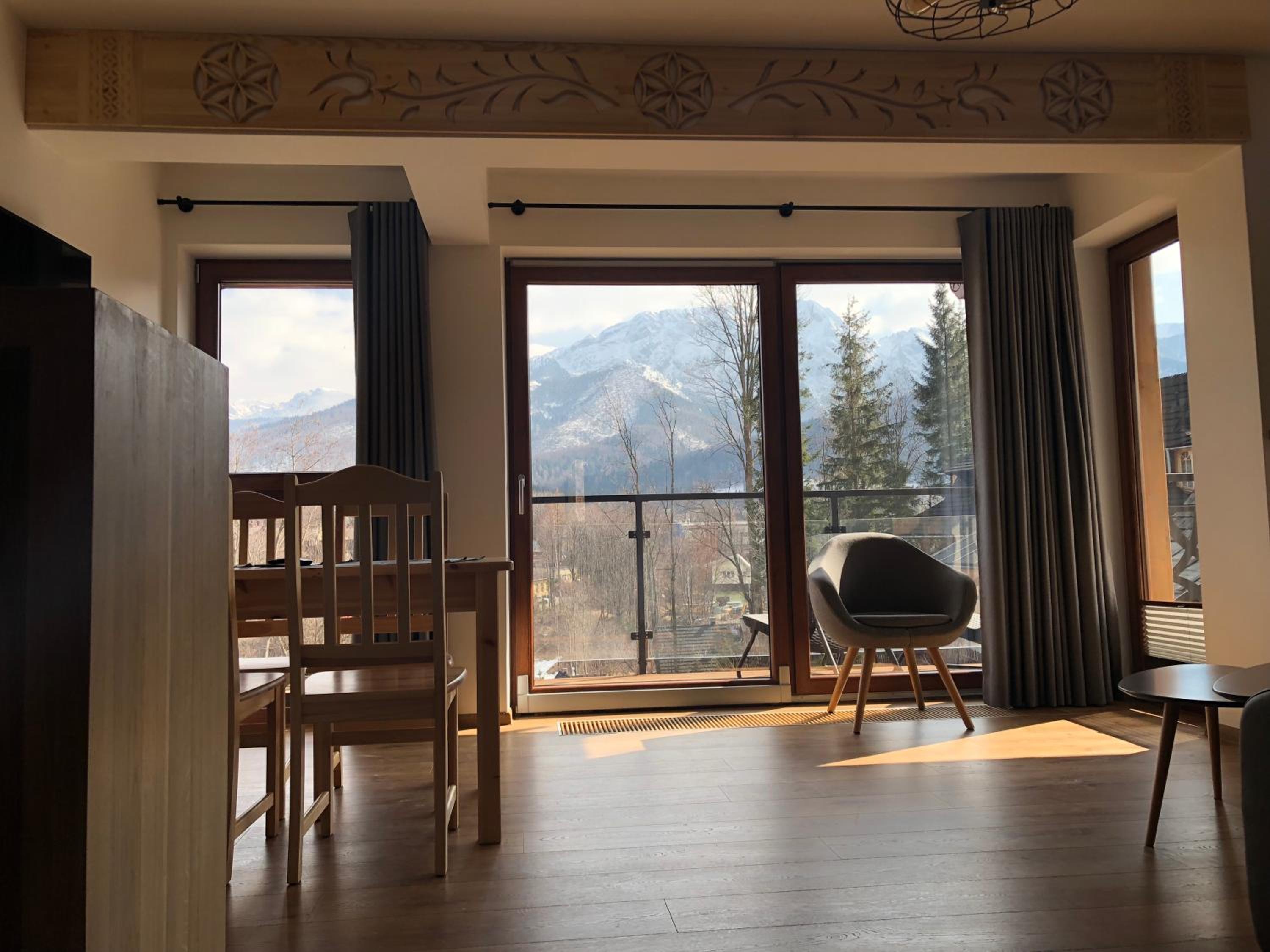 Polana Szymoszkowa Ski Resort - Mountain View Apartments